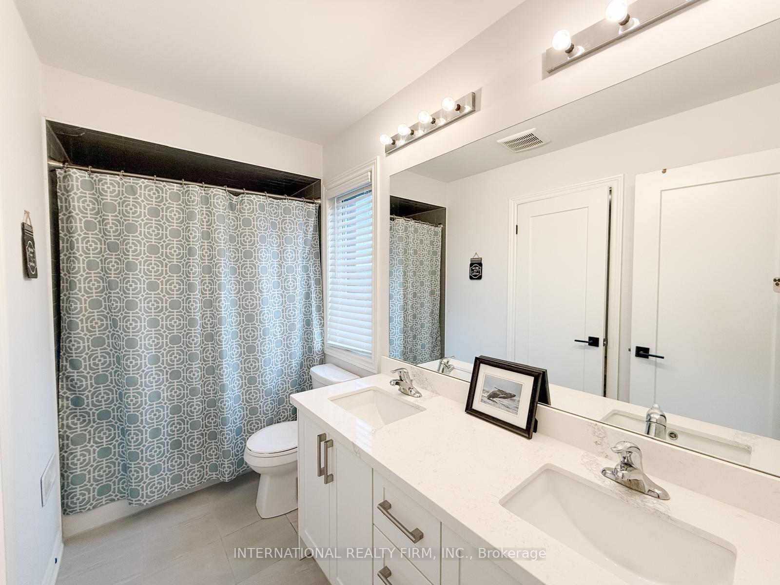 Photo 13 of 12 Gord Matthews Way, Uxbridge — HOMEH