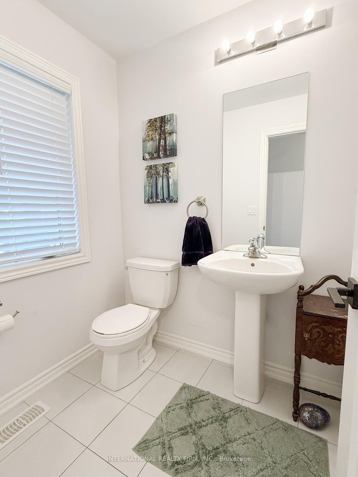 Photo 24 of 12 Gord Matthews Way, Uxbridge — HOMEH