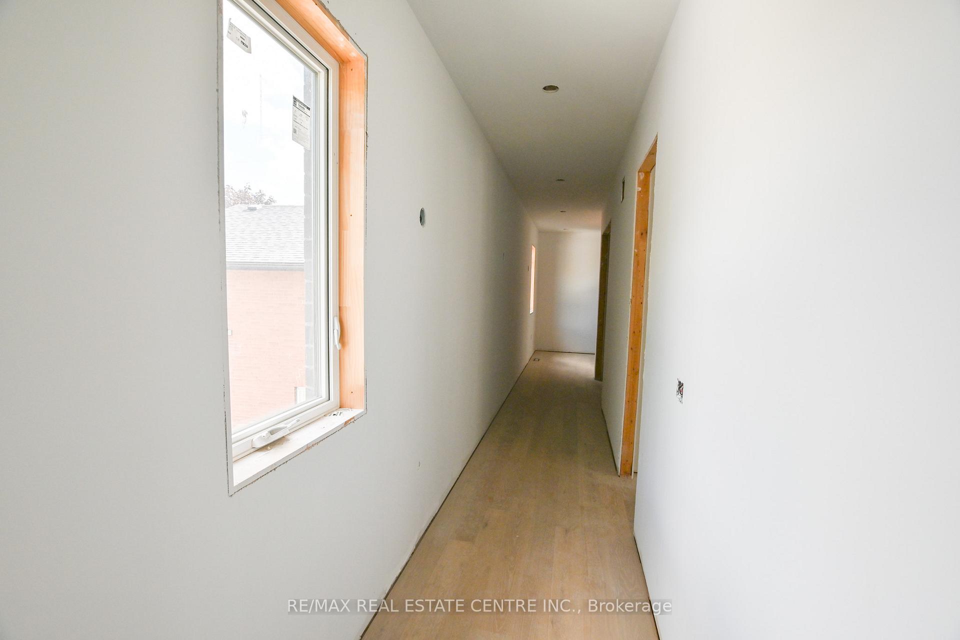 Photo 29 of 24 Rainbow Drive, Vaughan, West Woodbridge — HOMEH