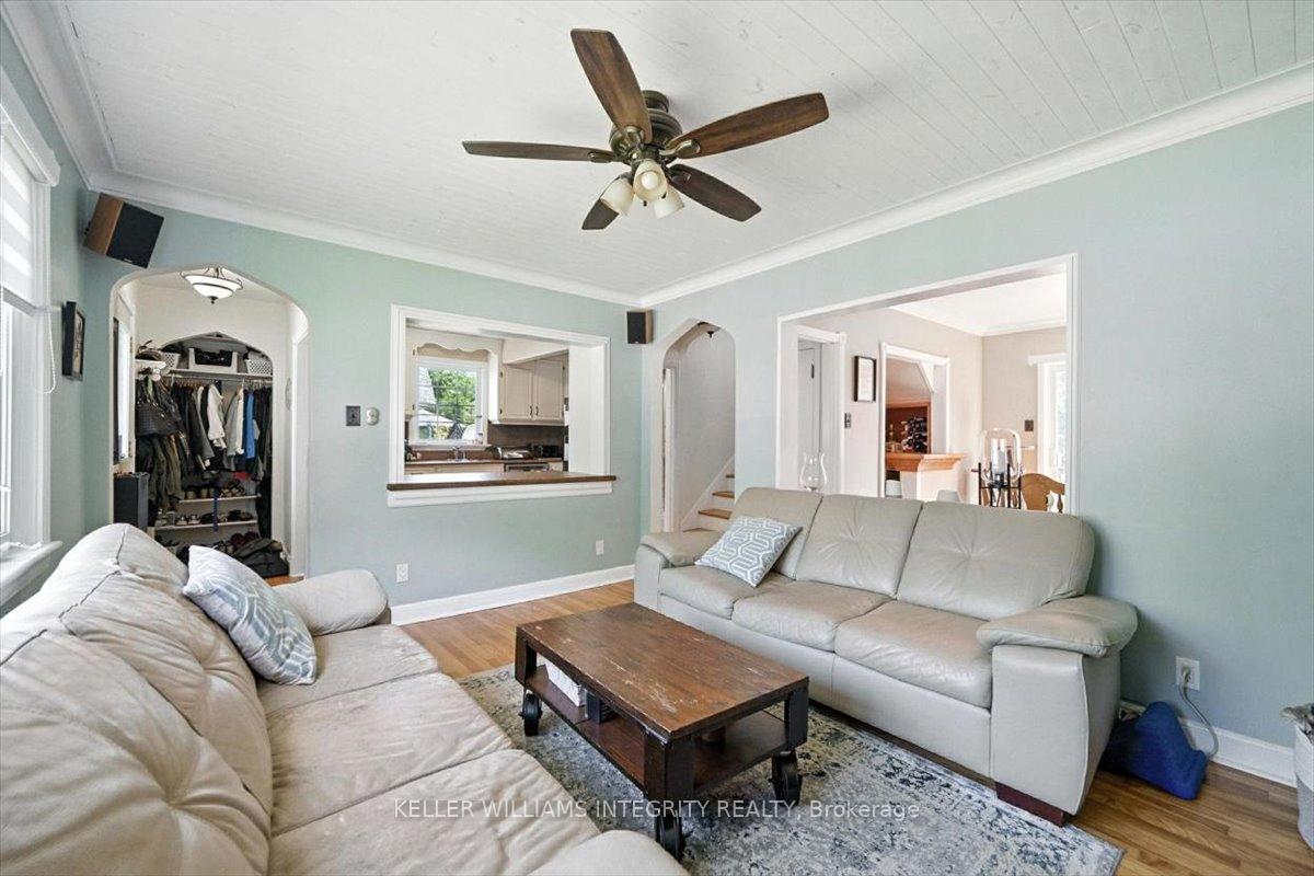 Photo 11 of 323 Richard Circle, Ottawa, Vanier — HOMEH