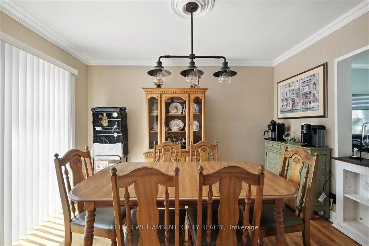 Photo 15 of 323 Richard Circle, Ottawa, Vanier — HOMEH