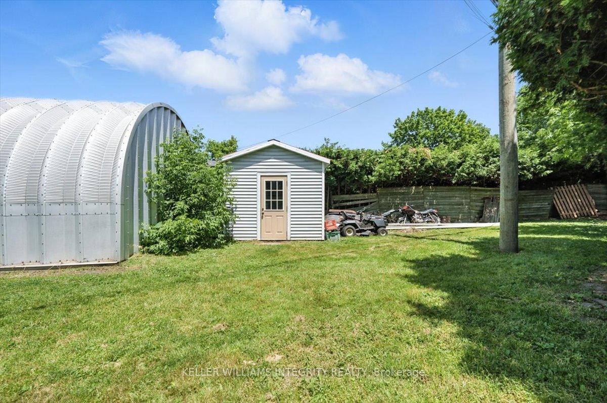 Photo 35 of 323 Richard Circle, Ottawa, Vanier — HOMEH