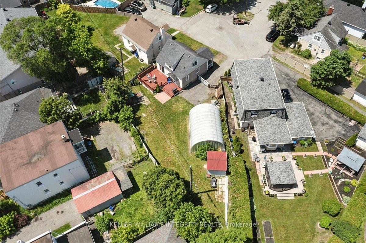 Photo 39 of 323 Richard Circle, Ottawa, Vanier — HOMEH