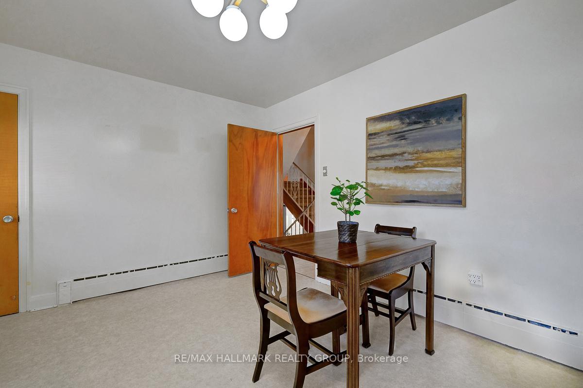 Photo 17 of 723 Luc Street, Ottawa, Vanier — HOMEH