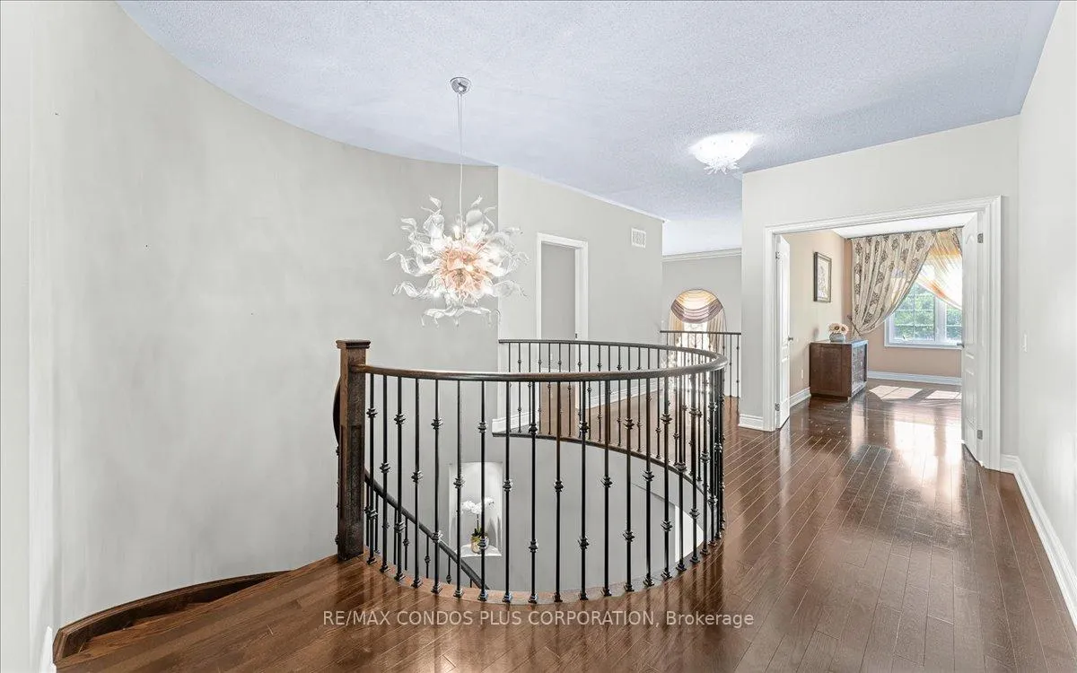 Photo 16 of 131 Lady Nadia Drive, Vaughan, Patterson — HOMEH
