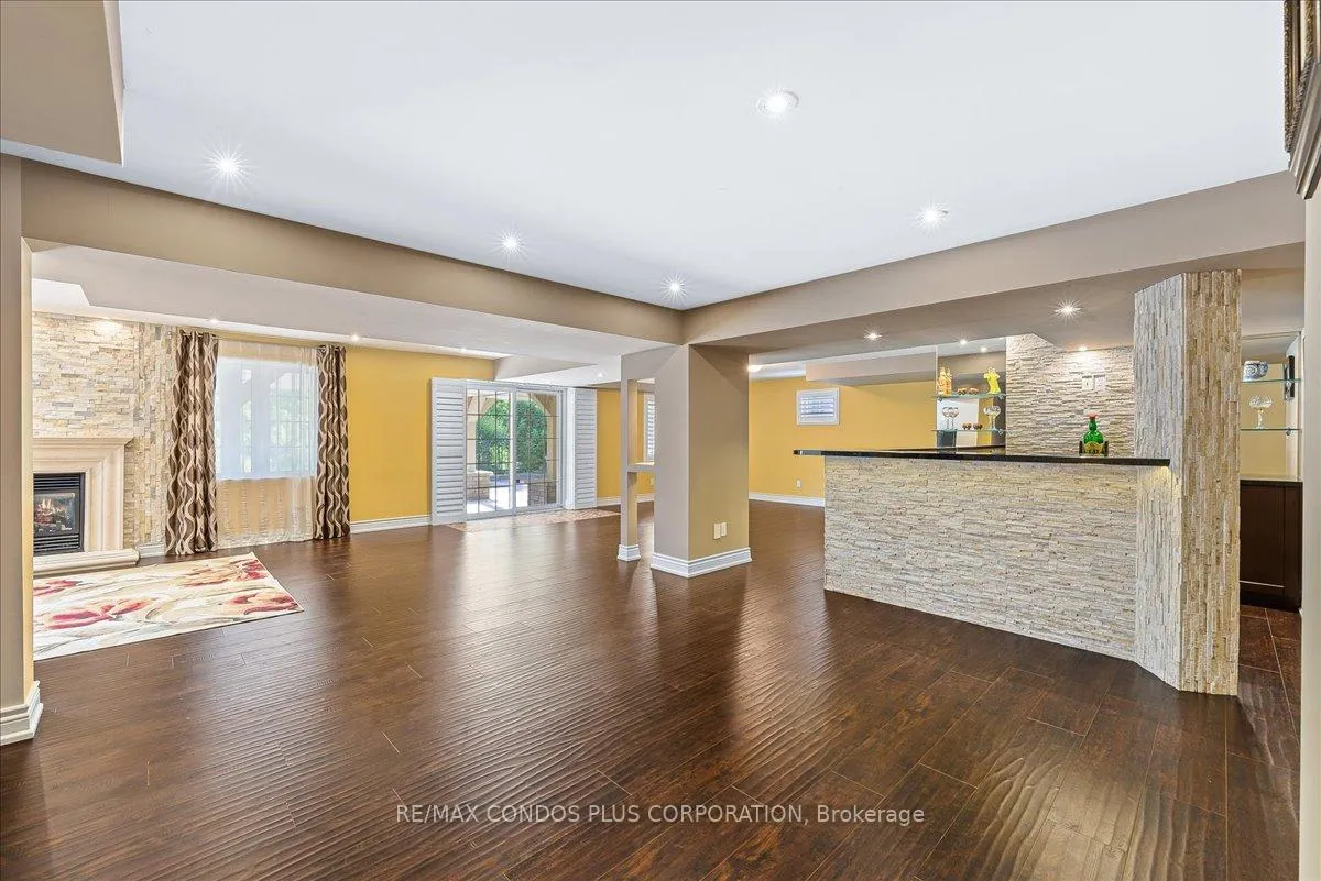 Photo 30 of 131 Lady Nadia Drive, Vaughan, Patterson — HOMEH