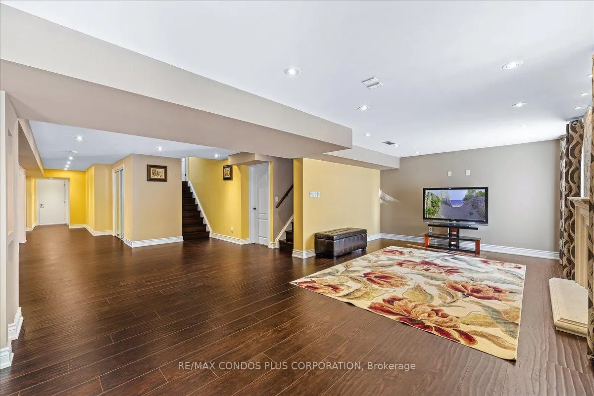 Photo 31 of 131 Lady Nadia Drive, Vaughan, Patterson — HOMEH
