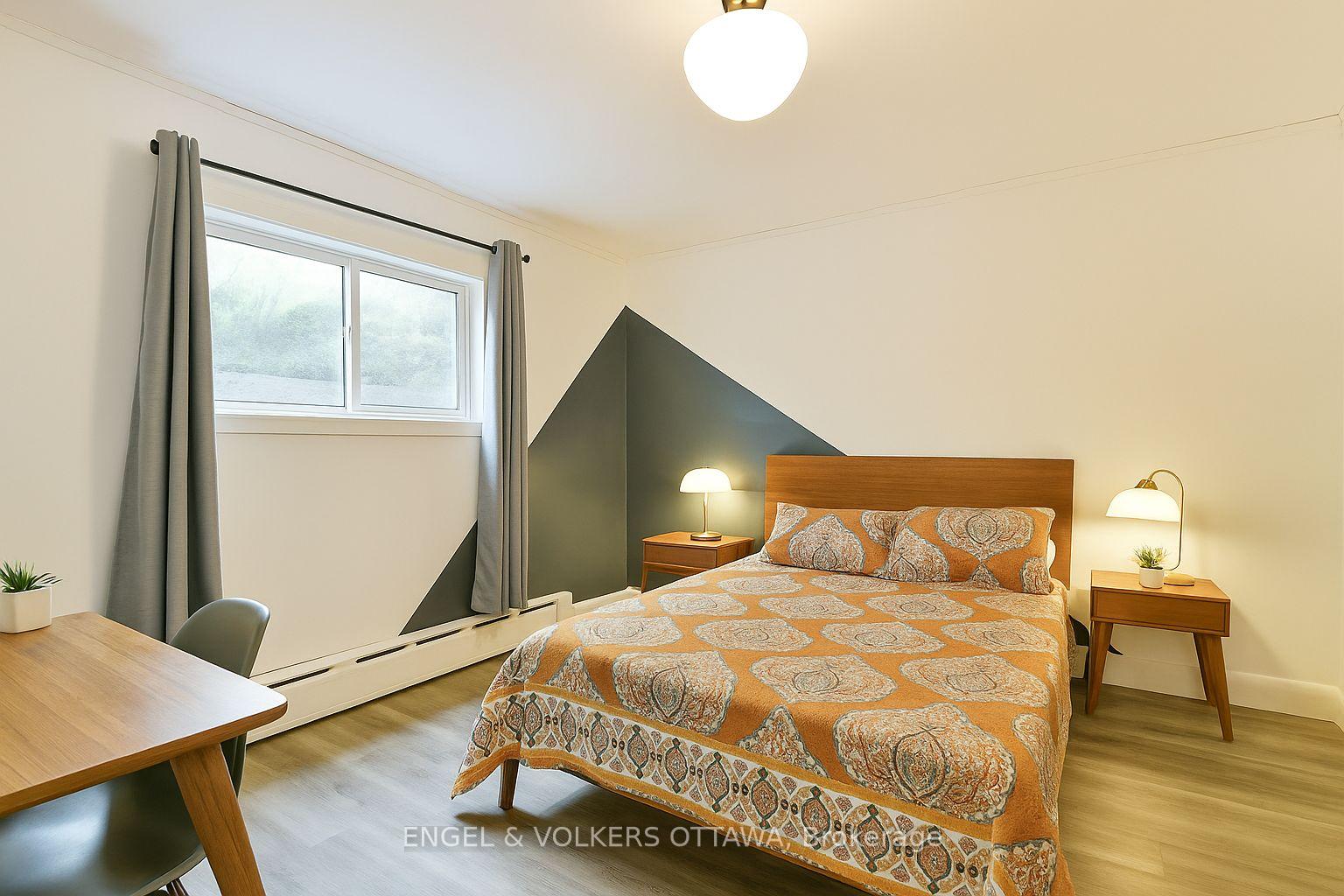 Photo 7 of Unit A, 270 Michel Circle, Ottawa, Vanier — HOMEH