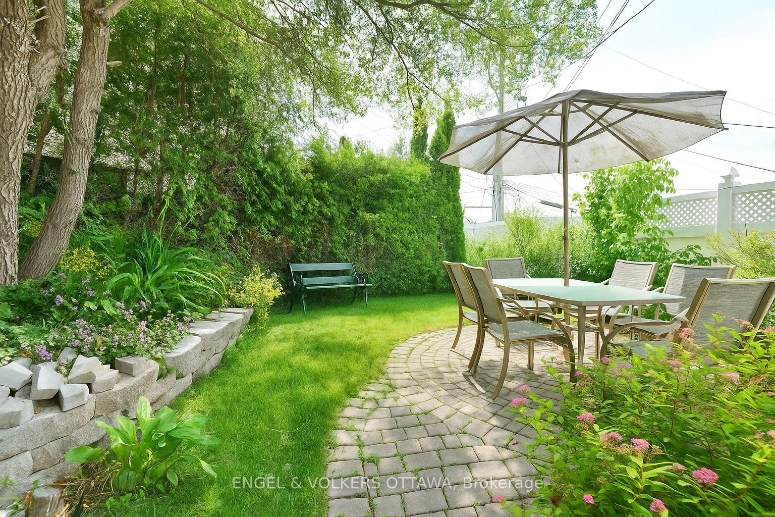 Photo 9 of Unit A, 270 Michel Circle, Ottawa, Vanier — HOMEH