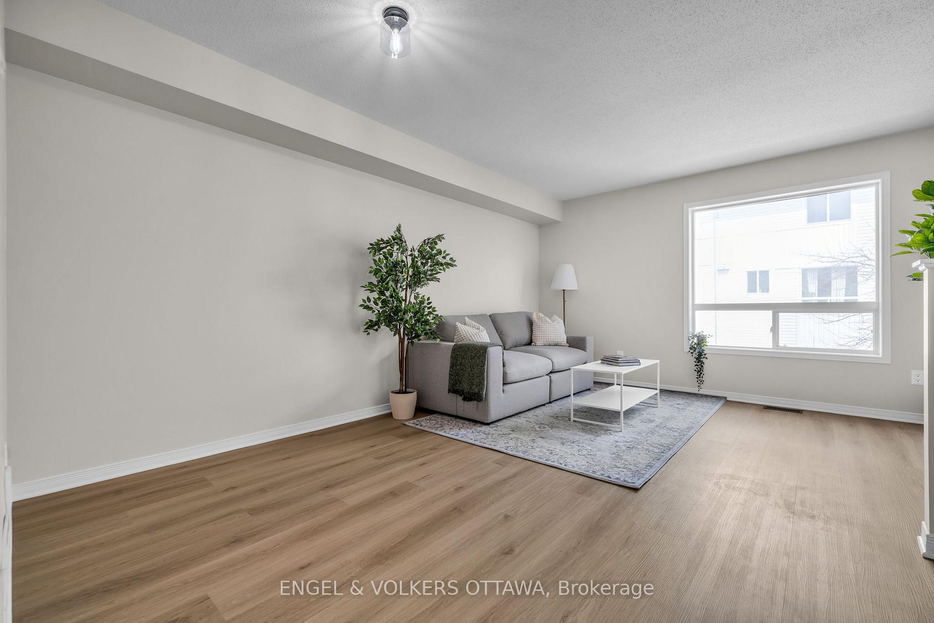 Photo 15 of 470 Seyton Drive, Ottawa, Westcliffe Estates — HOMEH