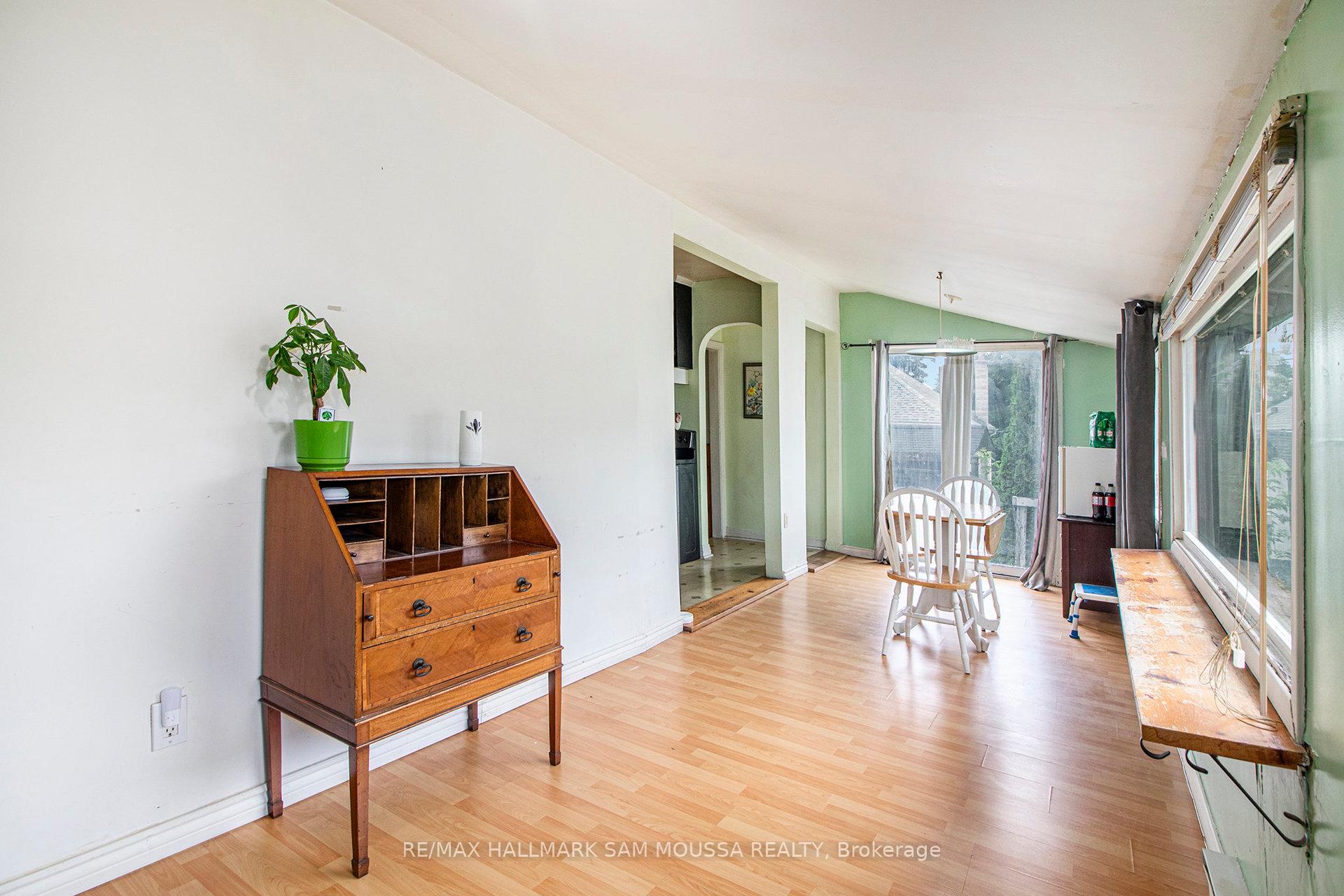 Photo 7 of 180 Tabor Avenue, Ottawa, Vanier — HOMEH