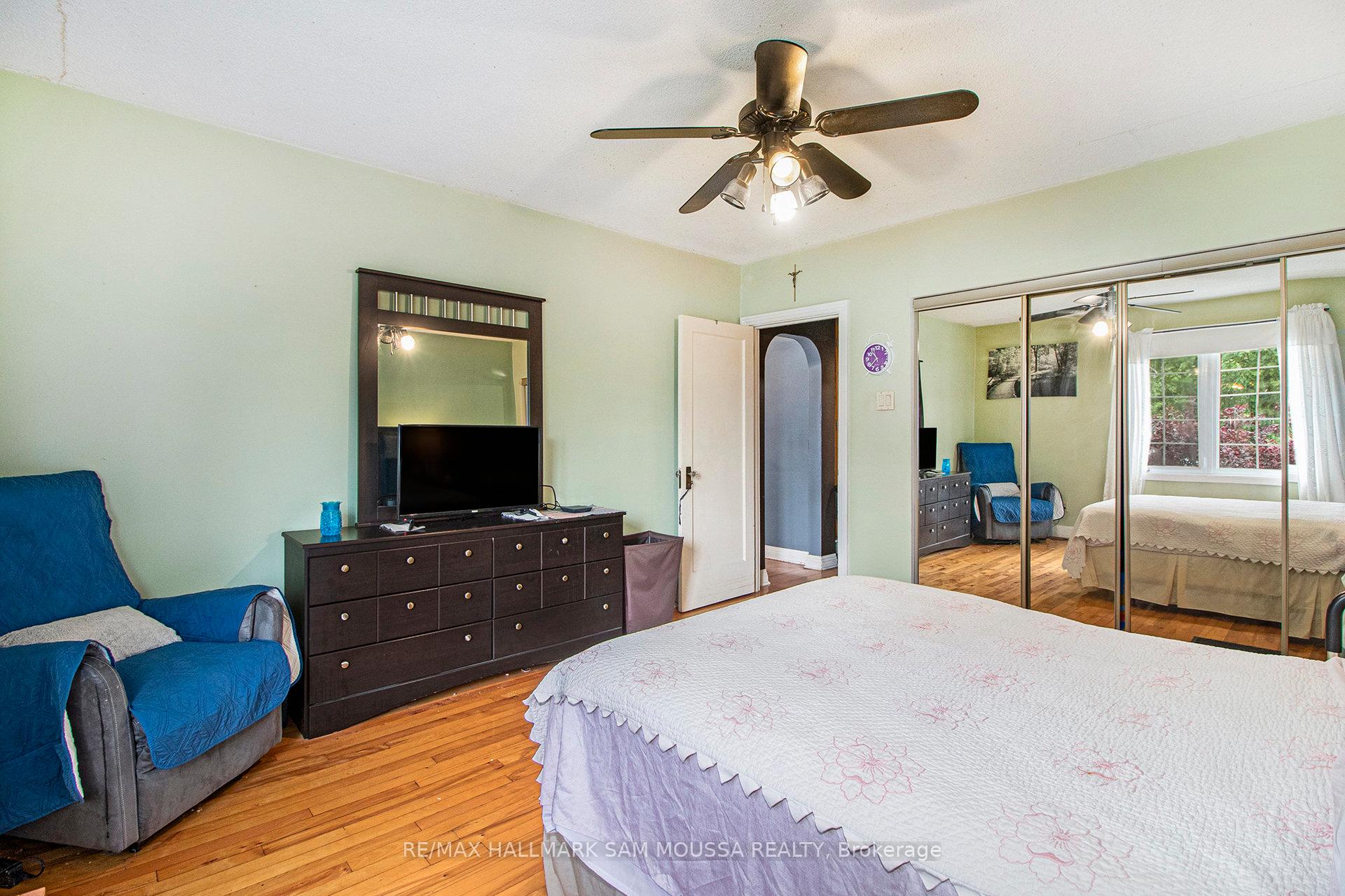 Photo 11 of 180 Tabor Avenue, Ottawa, Vanier — HOMEH