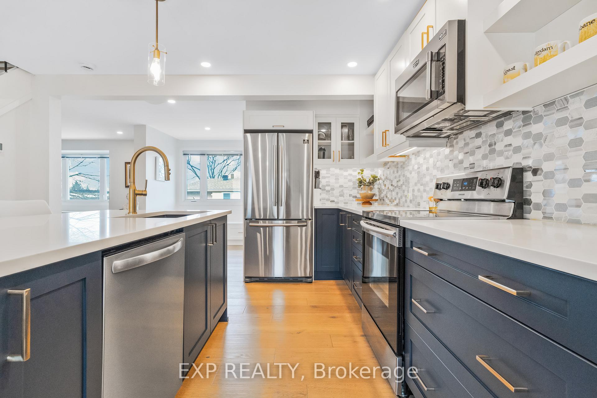 Photo 2 of 653 La Vérendrye Drive, Ottawa, Beacon Hill North — HOMEH