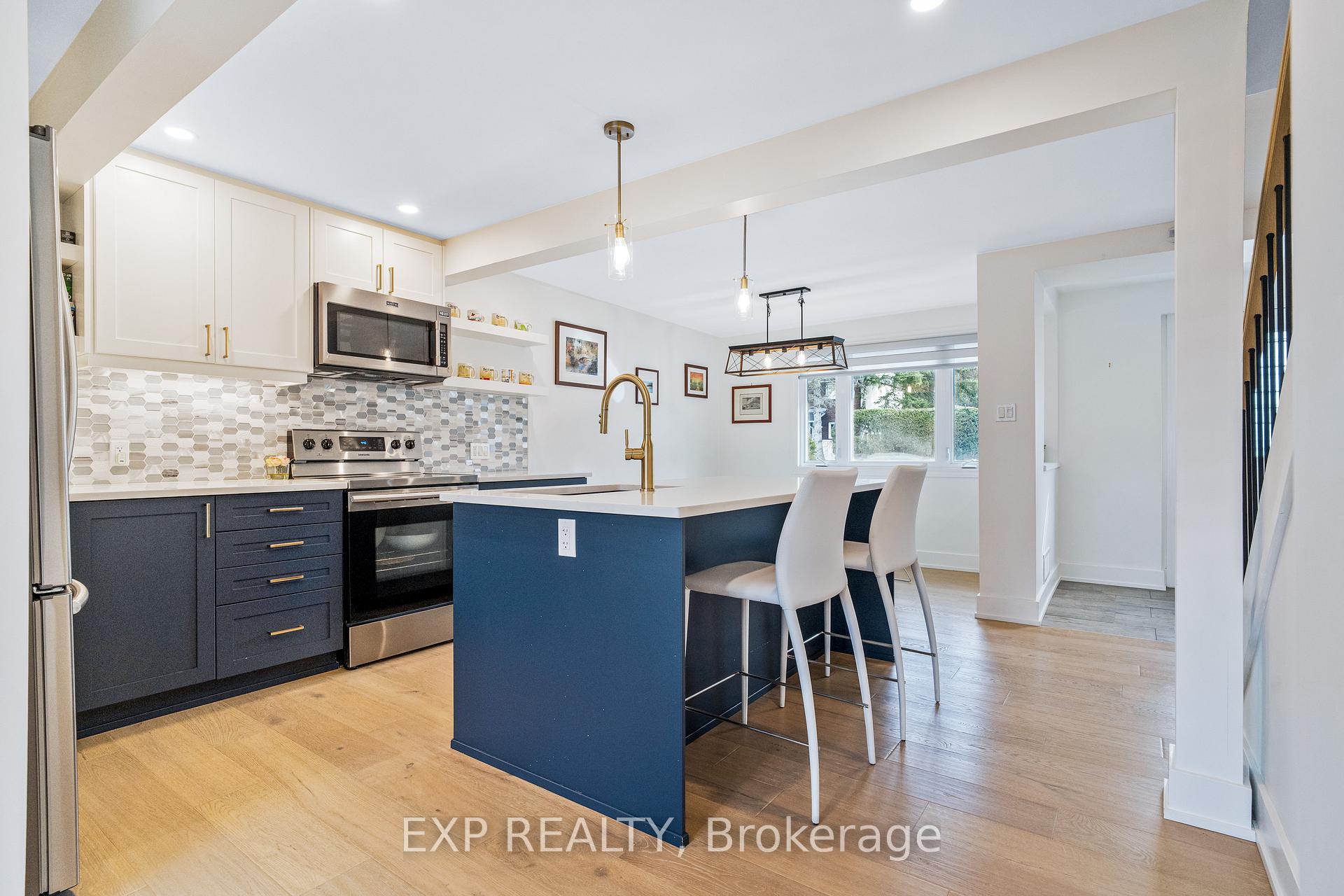 Photo 3 of 653 La Vérendrye Drive, Ottawa, Beacon Hill North — HOMEH