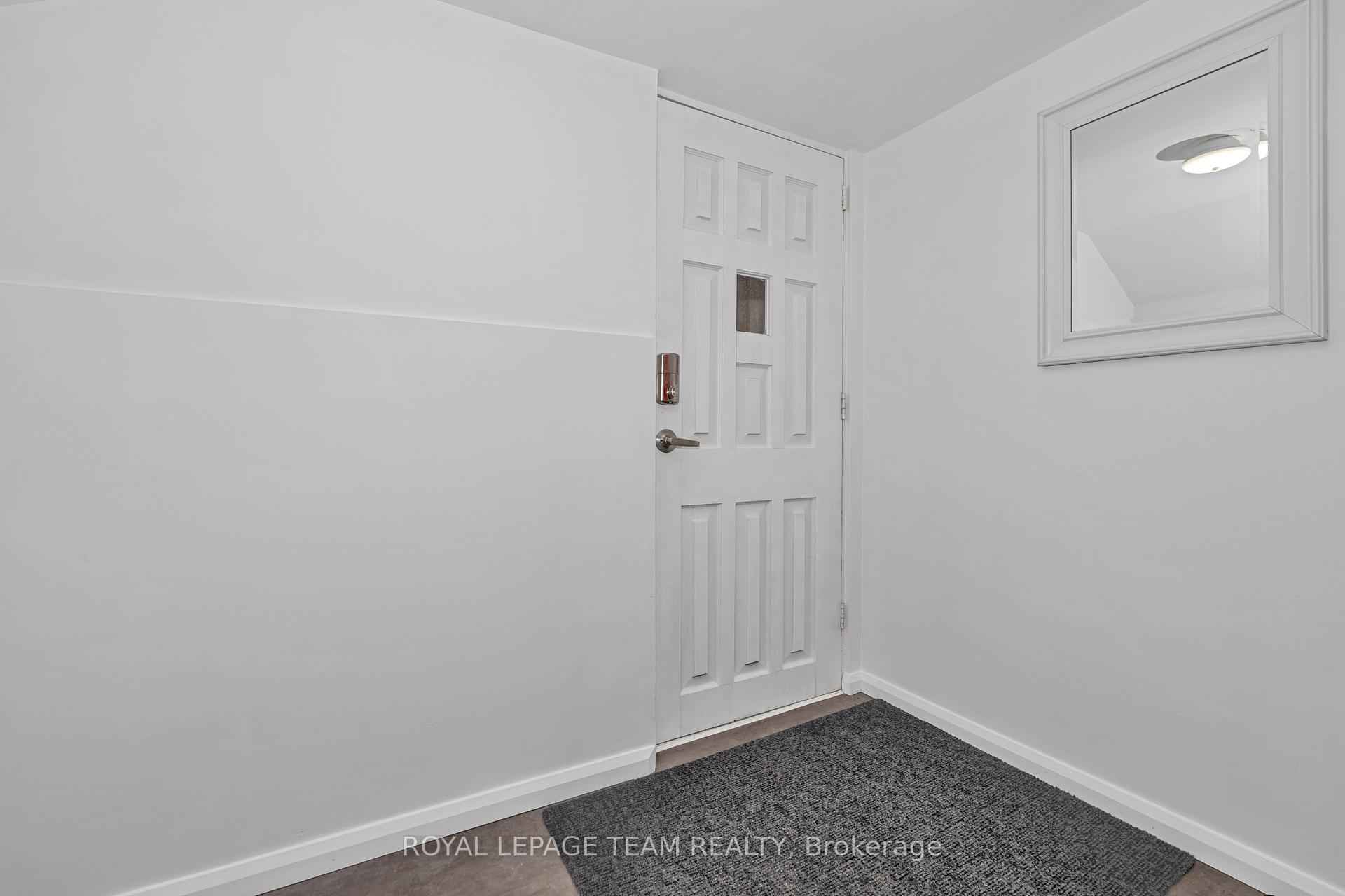 Photo 25 of 423 Blake Boulevard, Ottawa, Vanier — HOMEH
