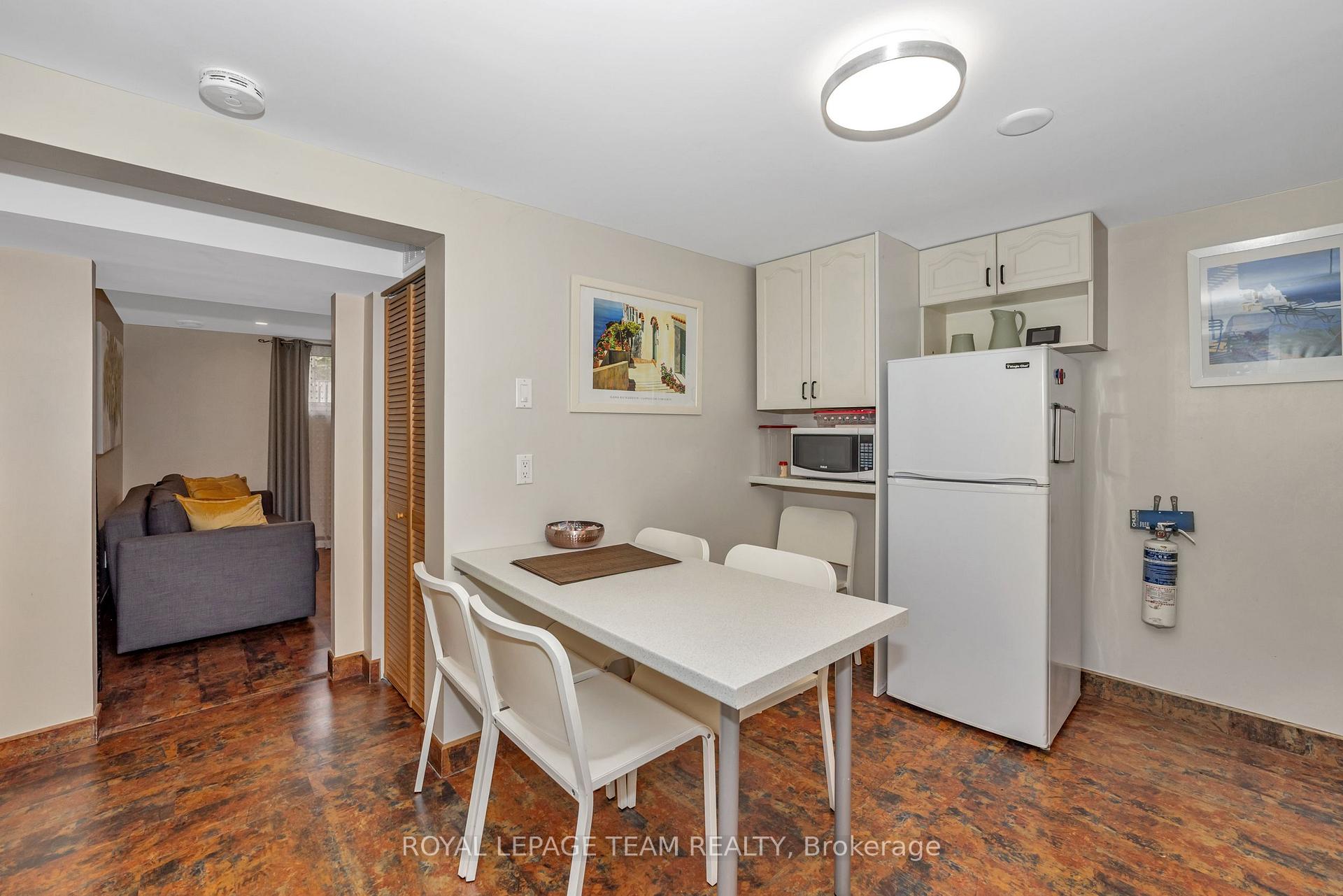 Photo 28 of 423 Blake Boulevard, Ottawa, Vanier — HOMEH