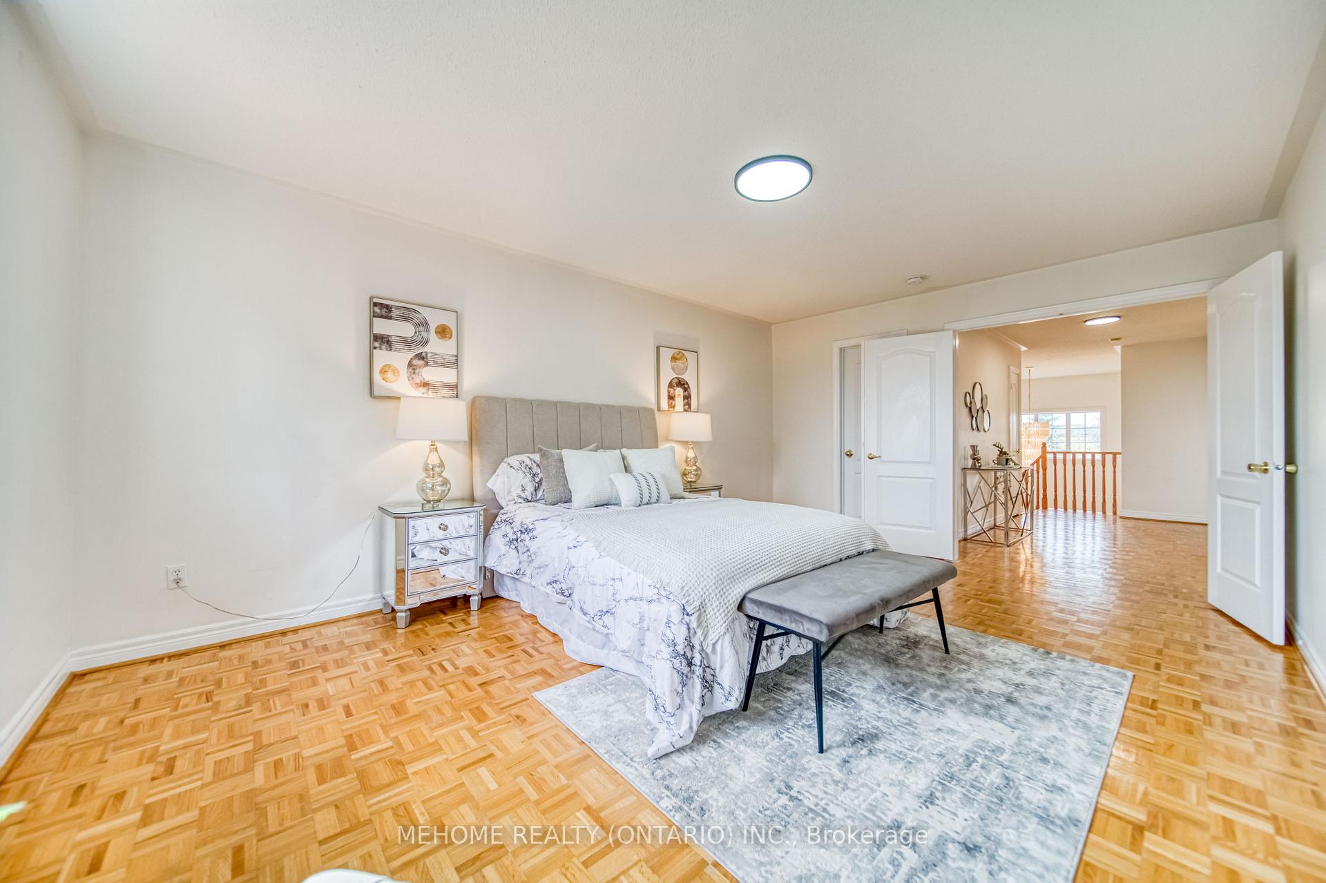 Photo 24 of 55 D'amato Crescent, Vaughan, Maple — HOMEH