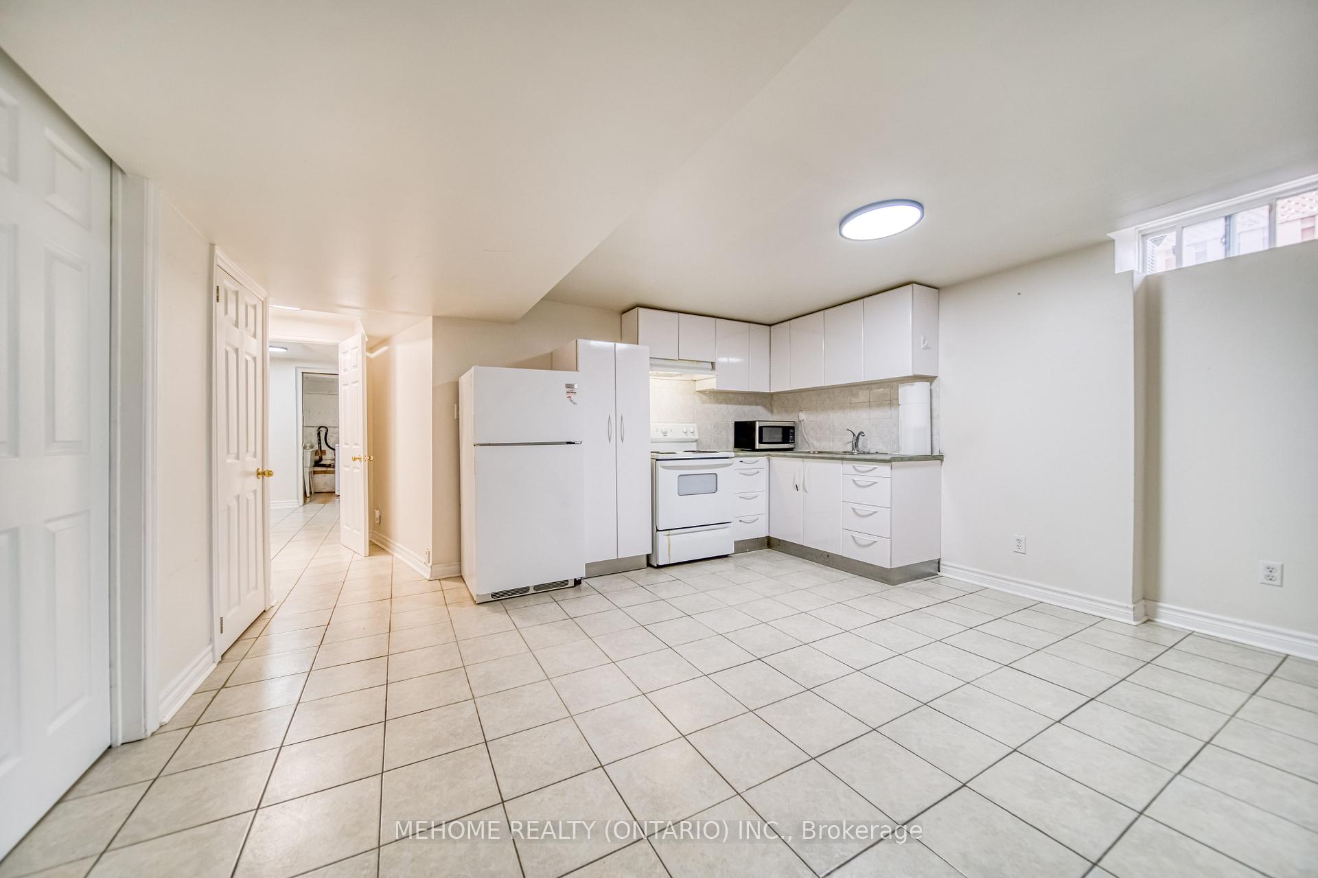 Photo 36 of 55 D'amato Crescent, Vaughan, Maple — HOMEH