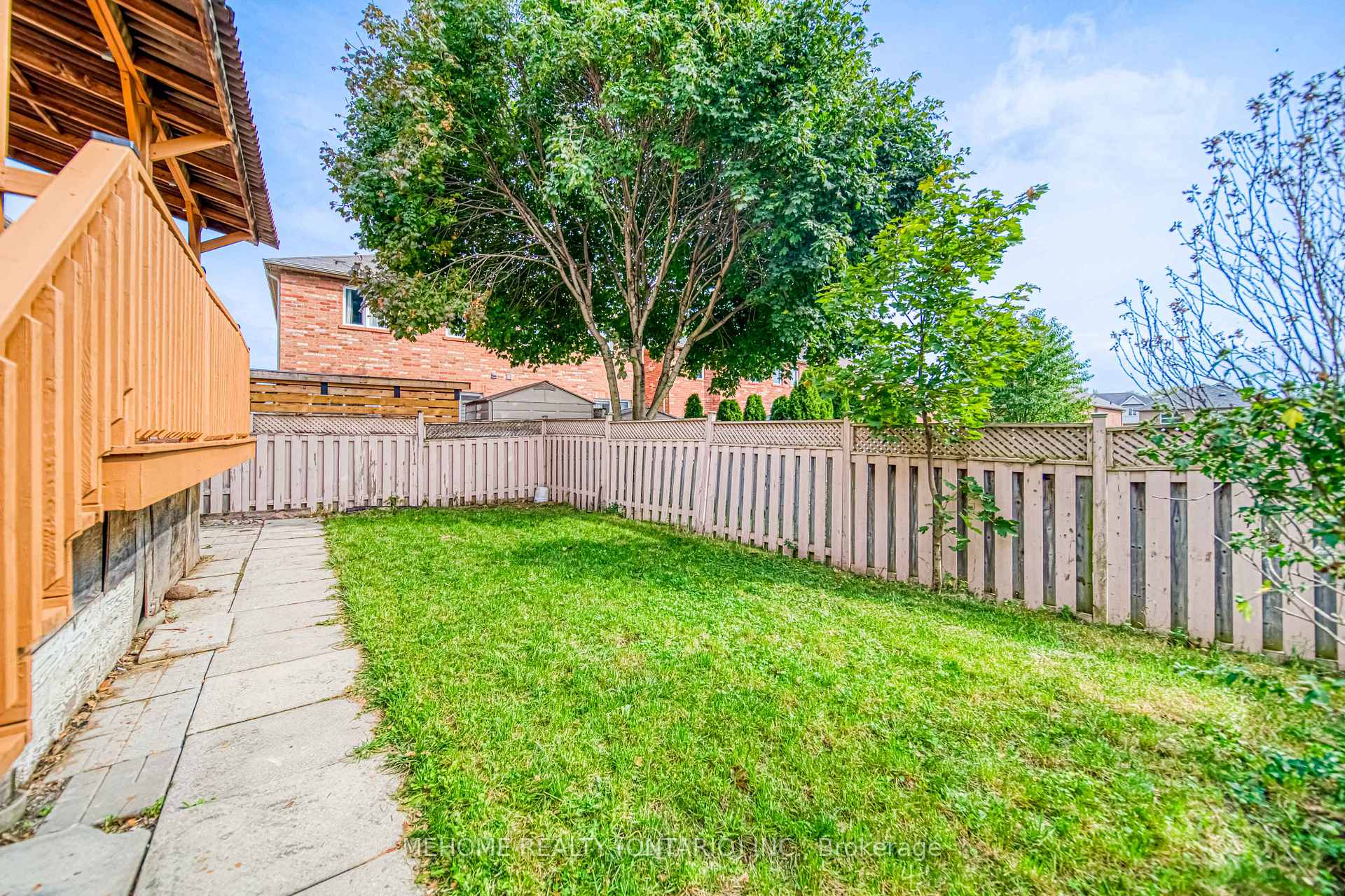 Photo 43 of 55 D'amato Crescent, Vaughan, Maple — HOMEH