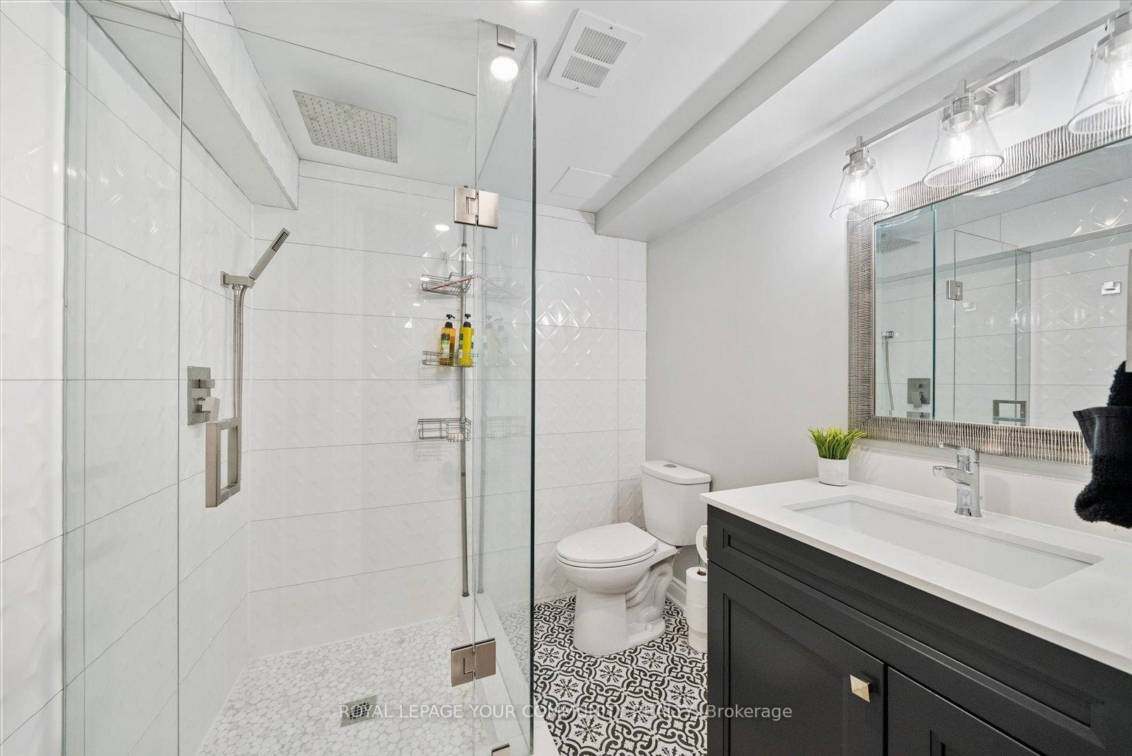 Photo 18 of 20 Sandusky Crescent, Aurora, Aurora Highlands — HOMEH