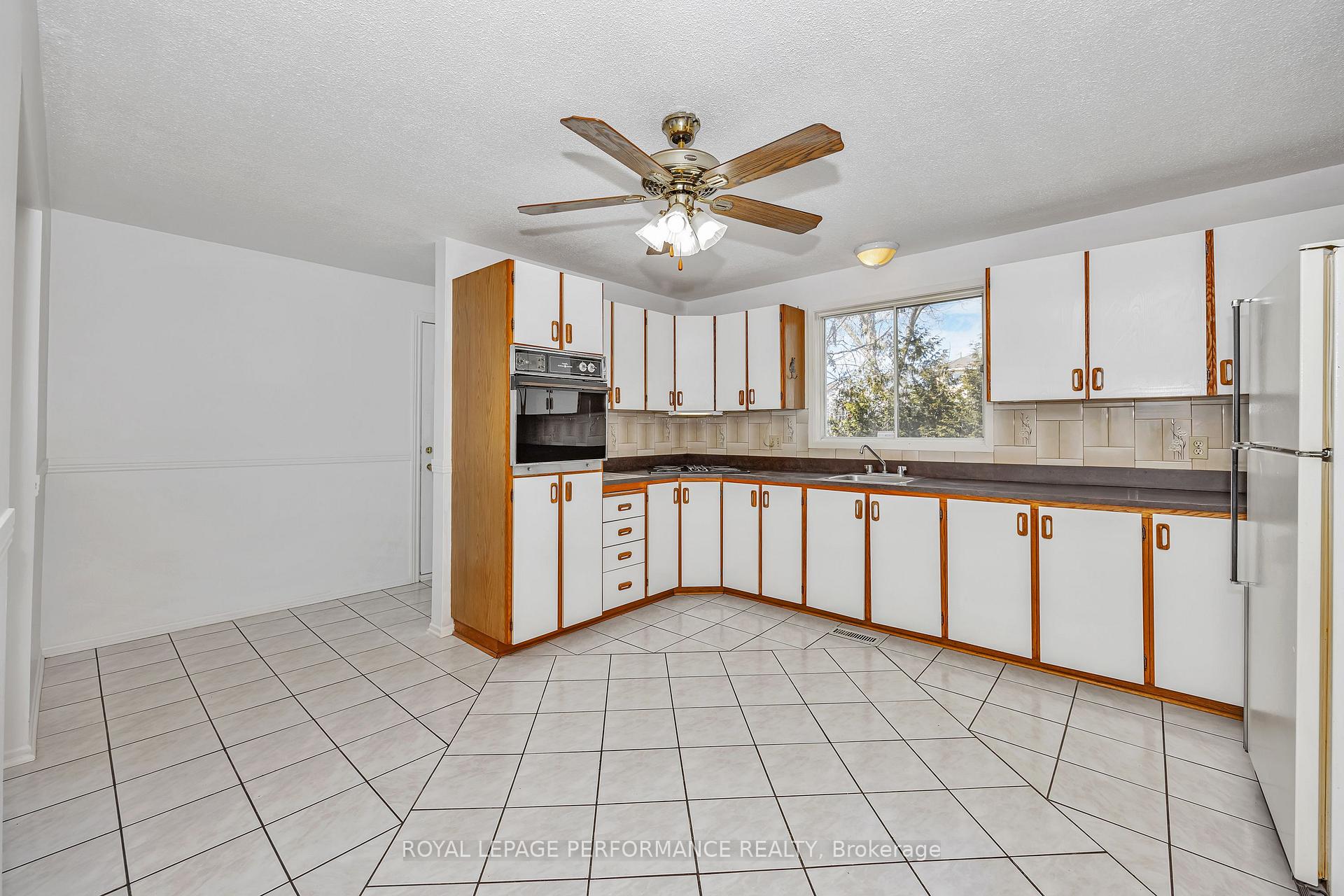 Photo 12 of 195 Baribeau Street, Ottawa, Vanier — HOMEH