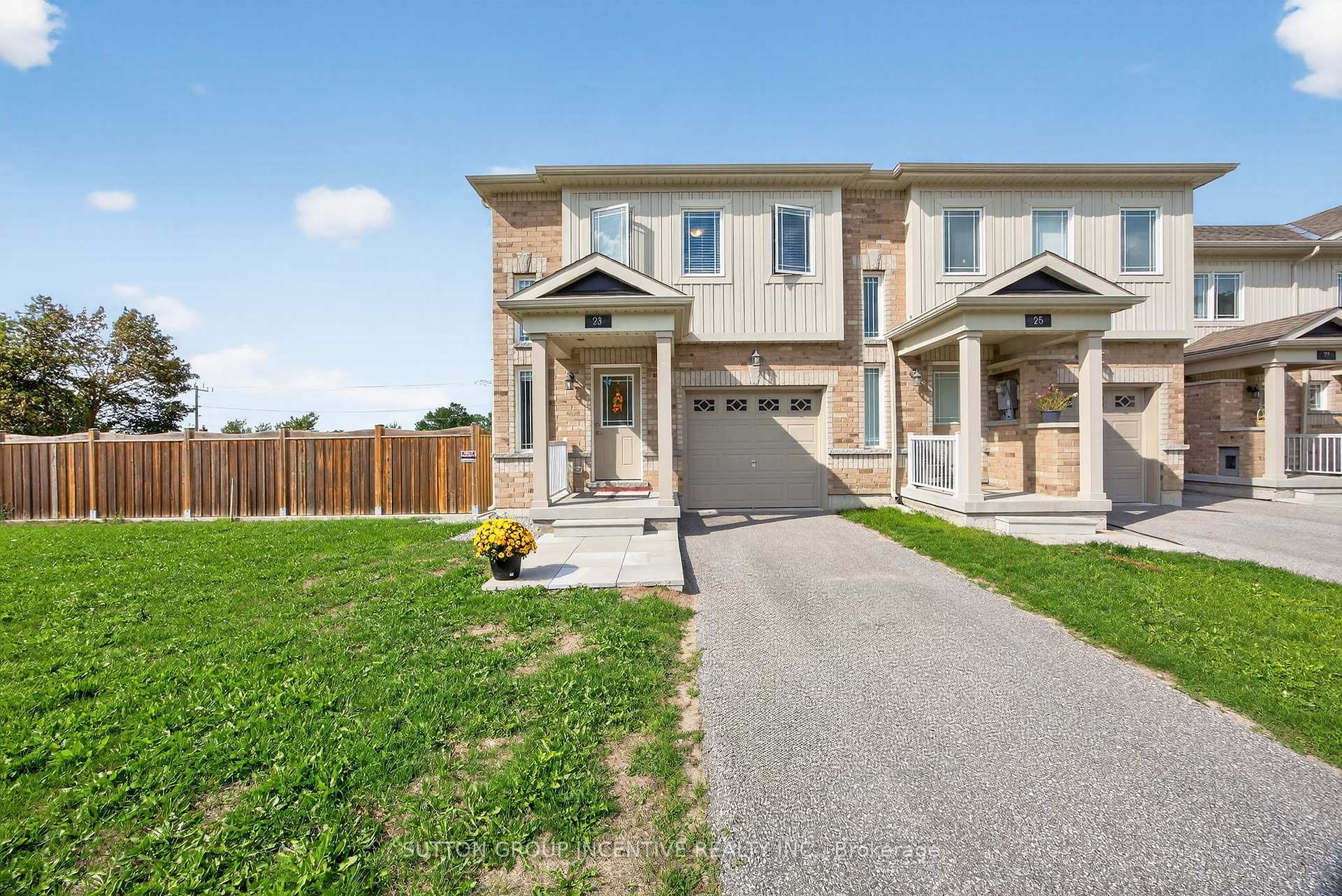 Photo 1 of 23 Frank's Way, Barrie, Allandale — HOMEH
