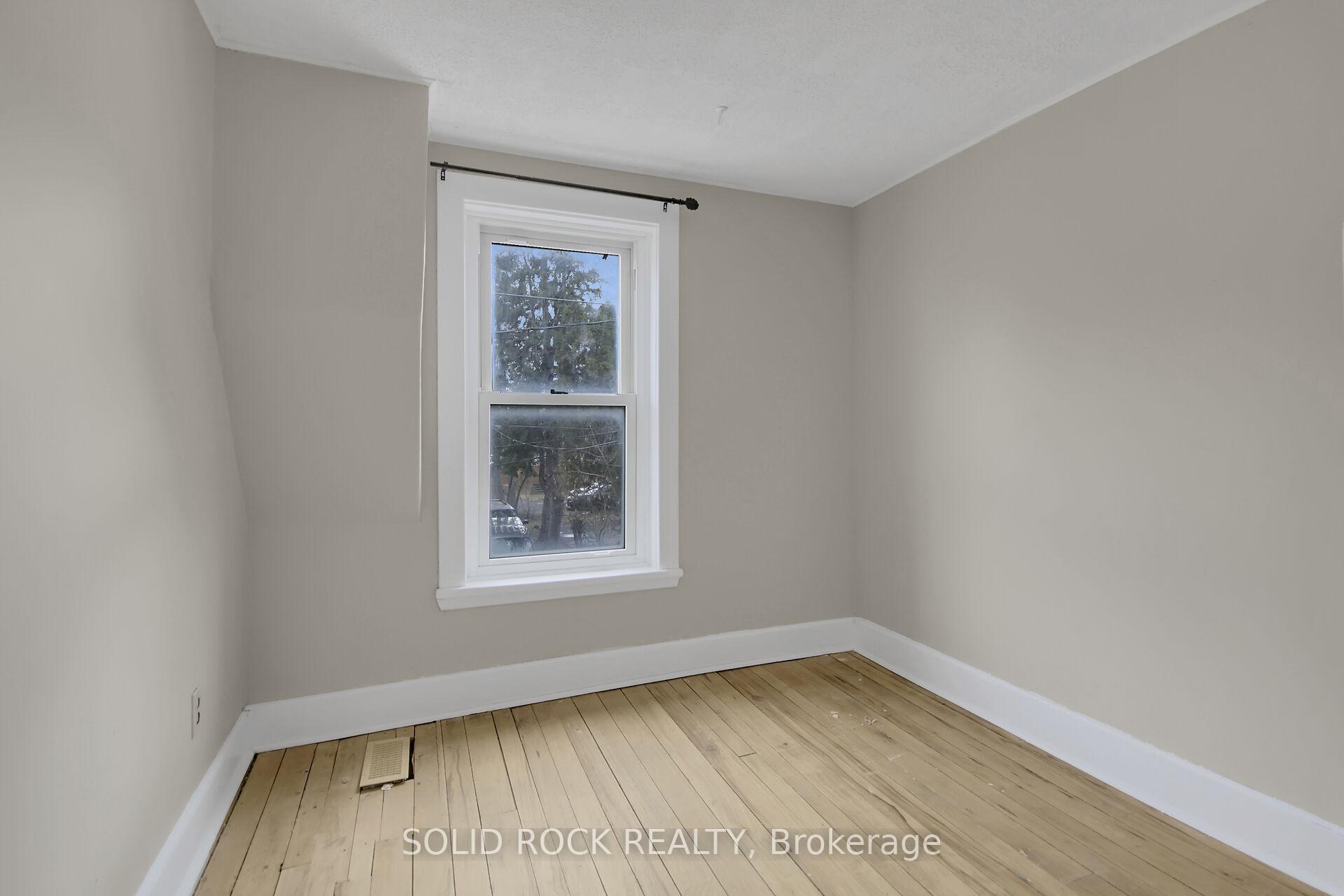 Photo 20 of 25 Burwash Street, Arnprior — HOMEH