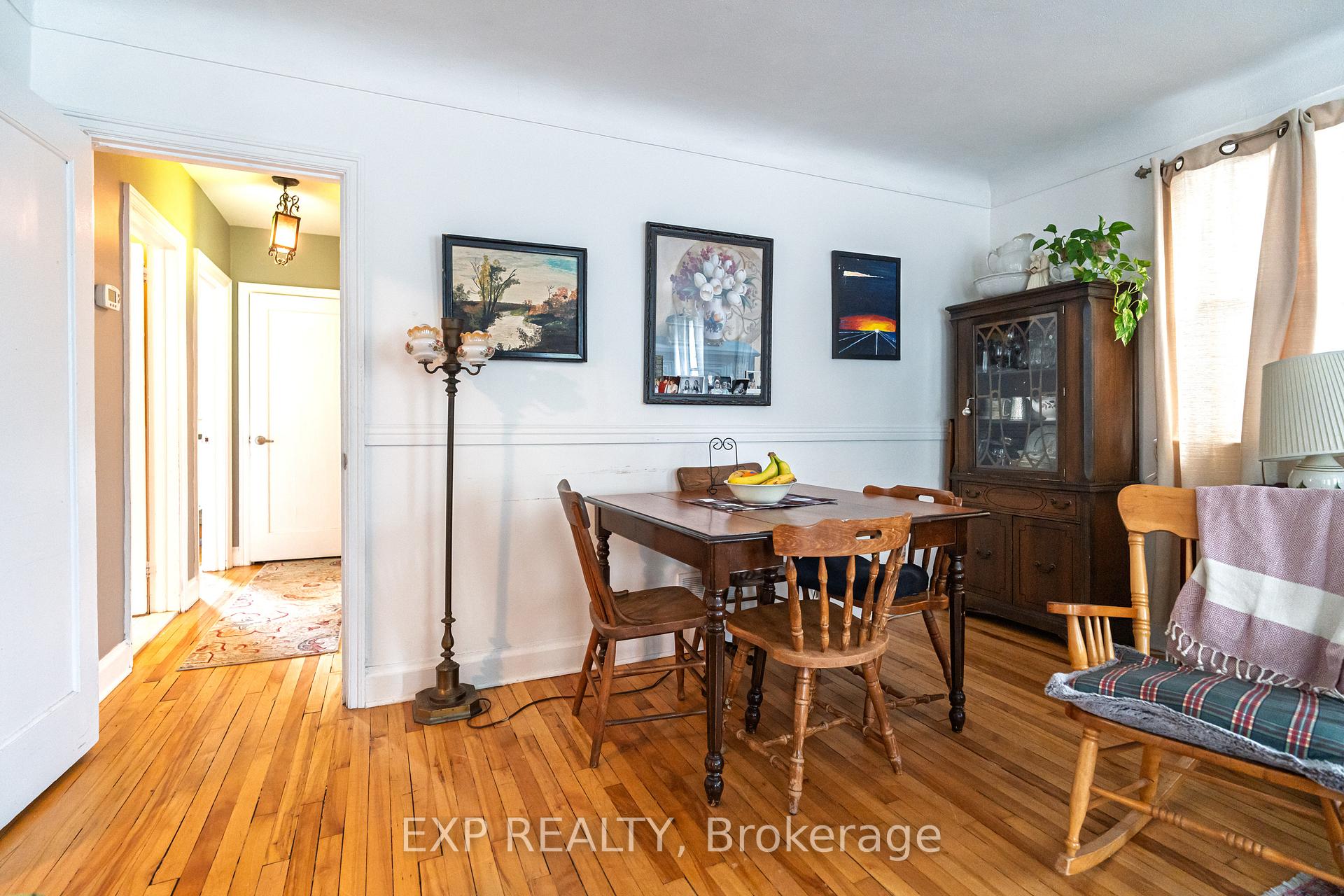 Photo 7 of 100 Dagmar Avenue, Ottawa, Vanier — HOMEH