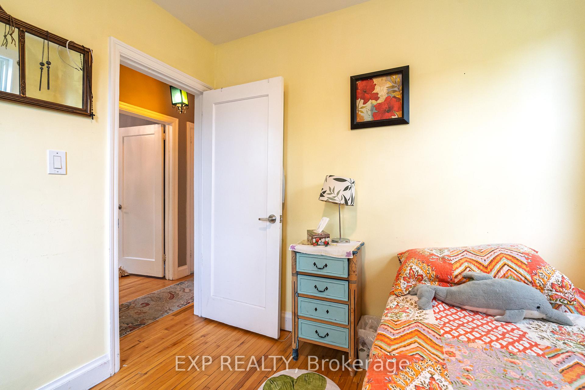 Photo 17 of 100 Dagmar Avenue, Ottawa, Vanier — HOMEH