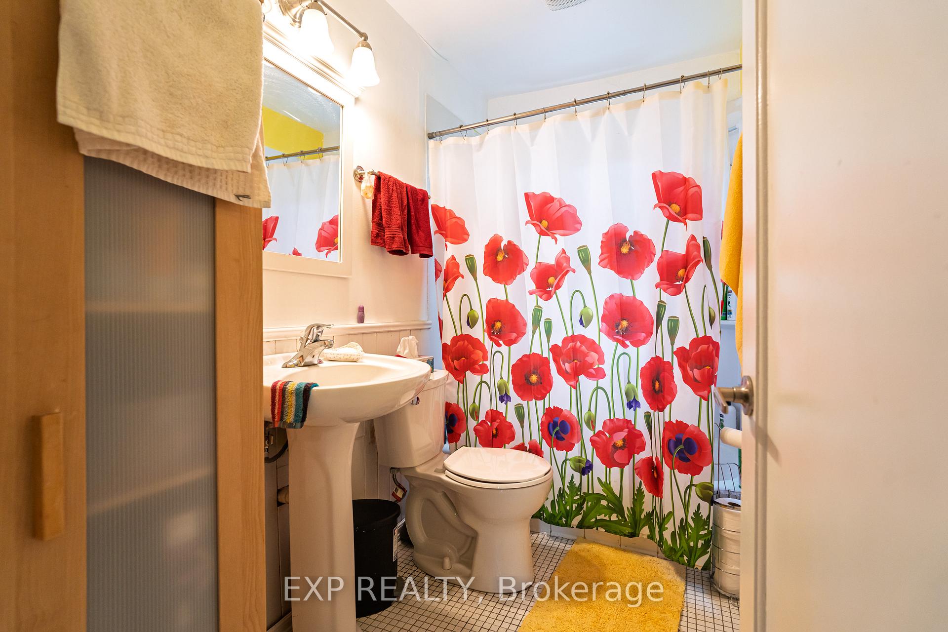 Photo 18 of 100 Dagmar Avenue, Ottawa, Vanier — HOMEH