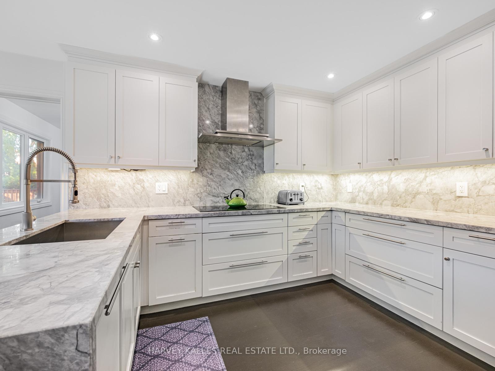 Photo 13 of 71 Green Acres Road, Vaughan, Uplands — HOMEH