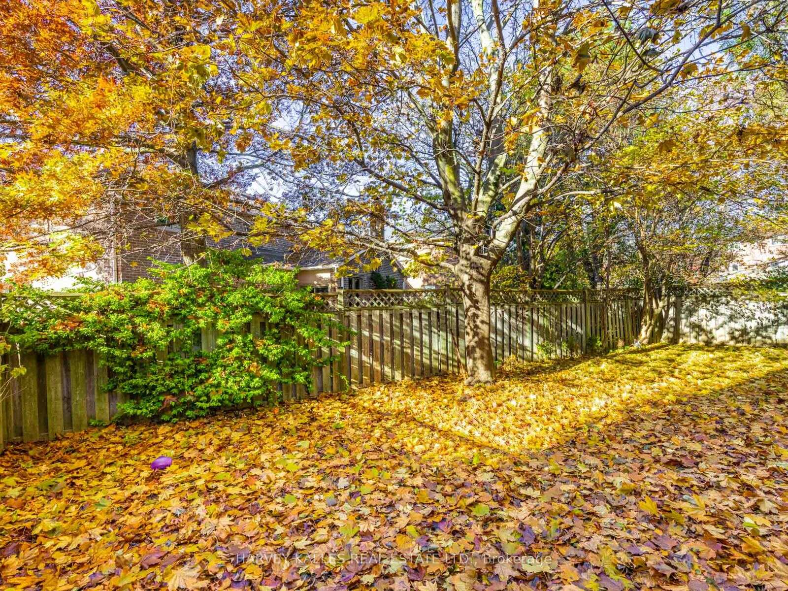Photo 37 of 71 Green Acres Road, Vaughan, Uplands — HOMEH