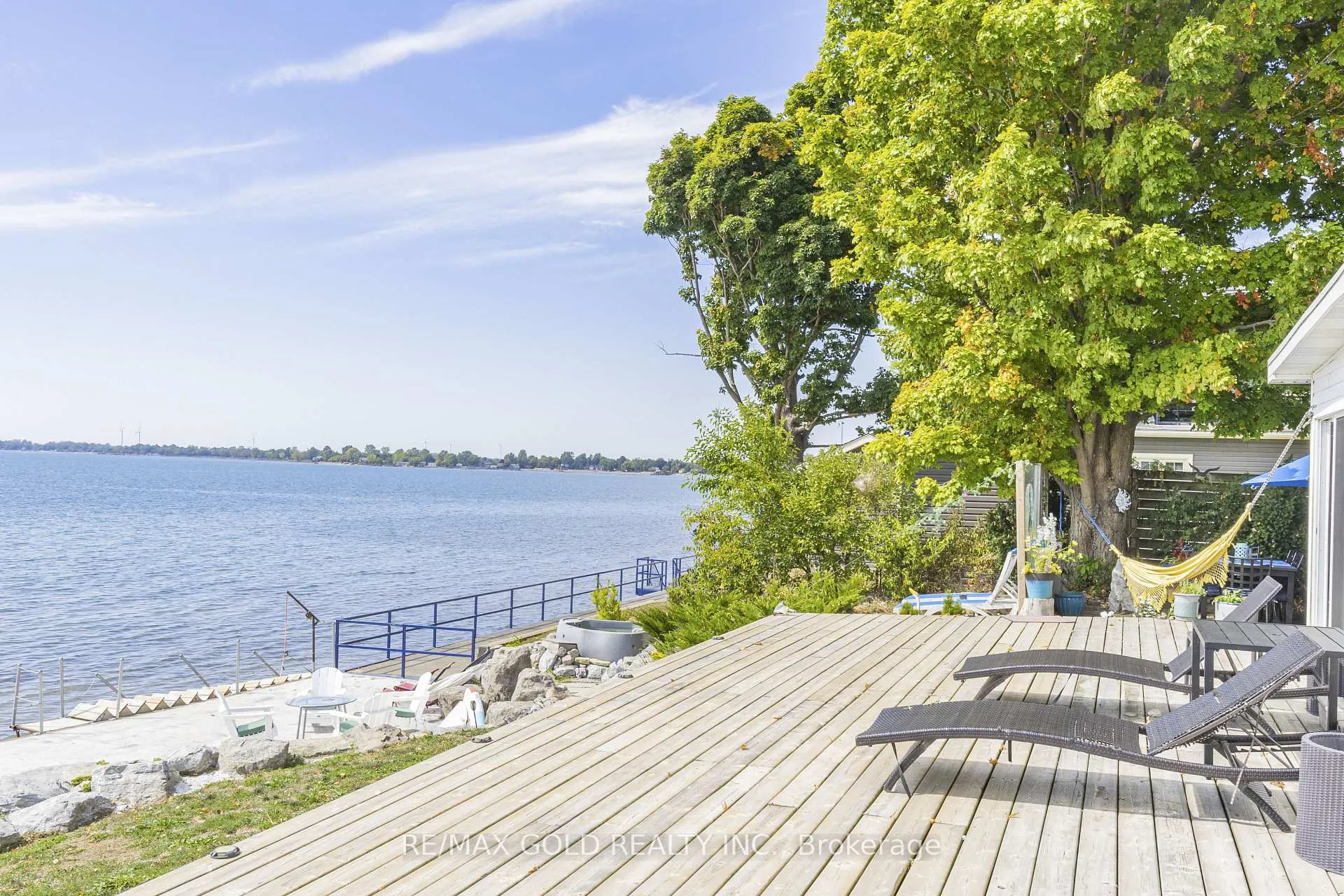 Photo 3 of 13193 Lakeshore Road, Wainfleet, Lakeshore — HOMEH