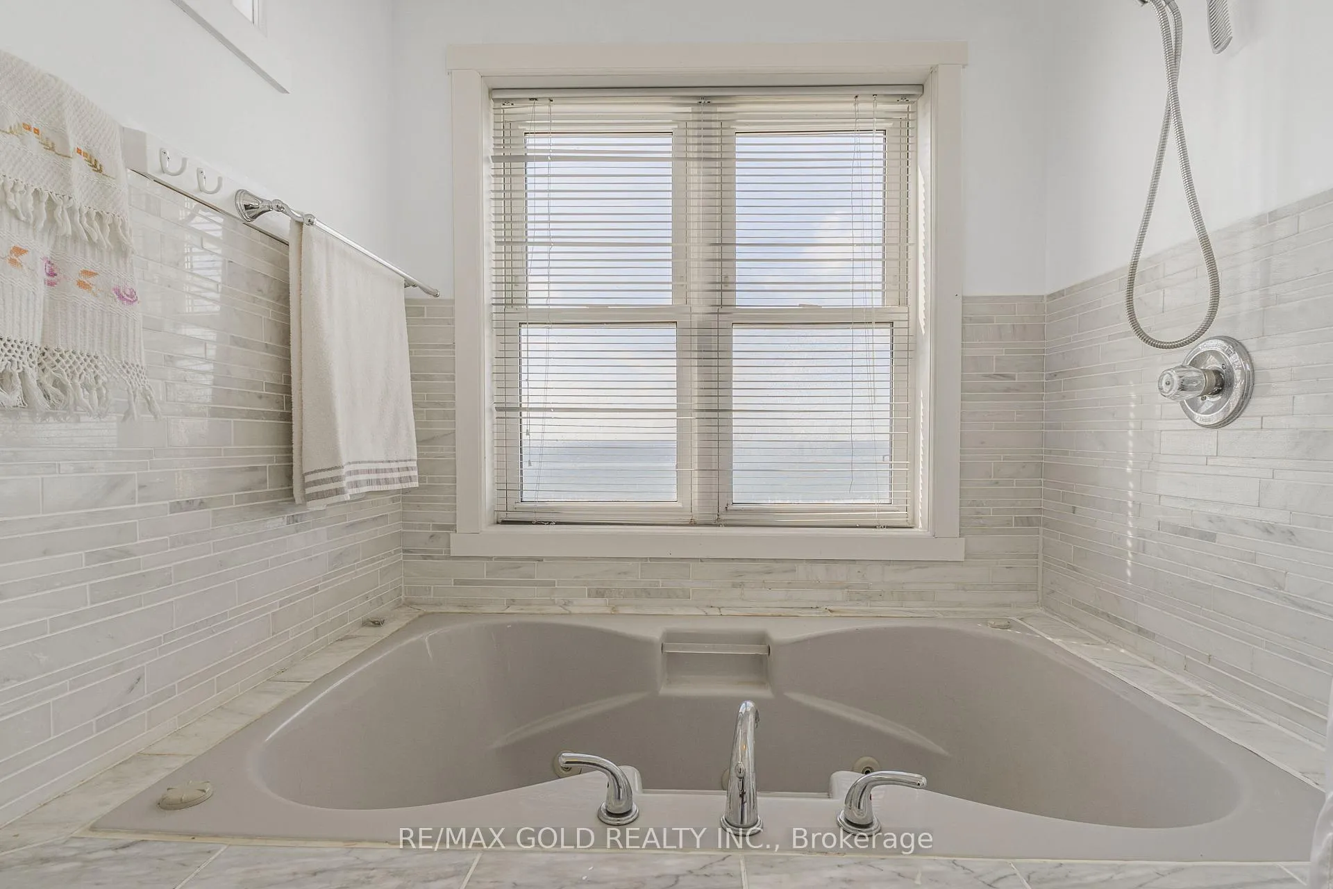 Photo 27 of 13193 Lakeshore Road, Wainfleet, Lakeshore — HOMEH