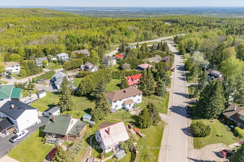 Photo 39 of 72 Sebastopol Drive, Bonnechere Valley, Eganville/Bonnechere Twp — HOMEH
