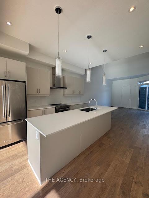 Photo 8 of 14 Vern Robertson Gate, Uxbridge — HOMEH