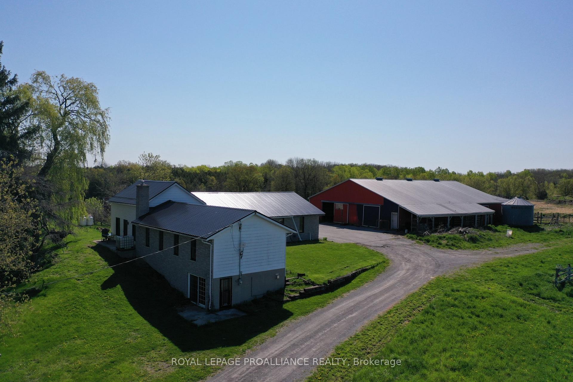 Photo 2 of 482 Smith Road, Tyendinaga, Tyendinaga Township — HOMEH