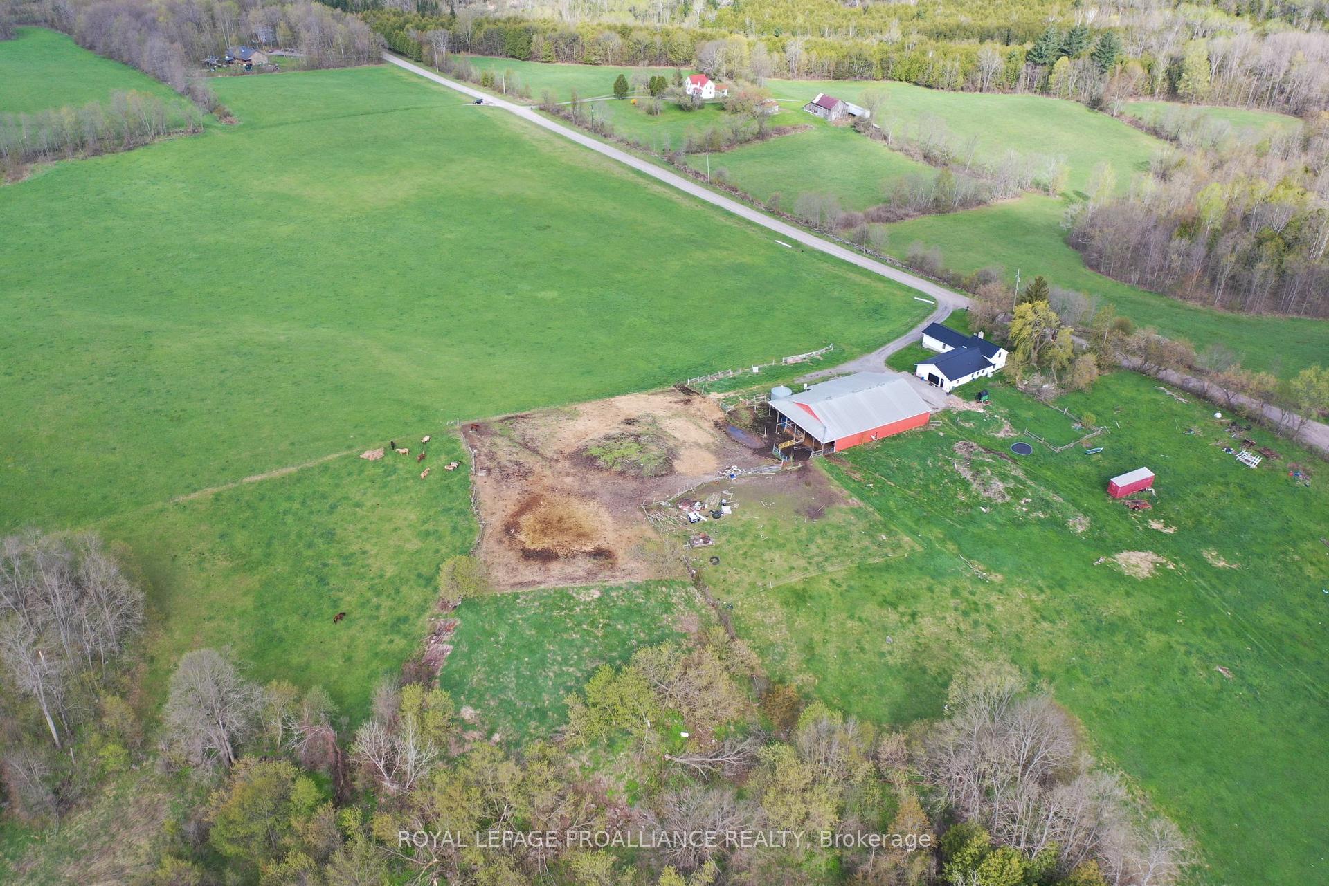 Photo 11 of 482 Smith Road, Tyendinaga, Tyendinaga Township — HOMEH