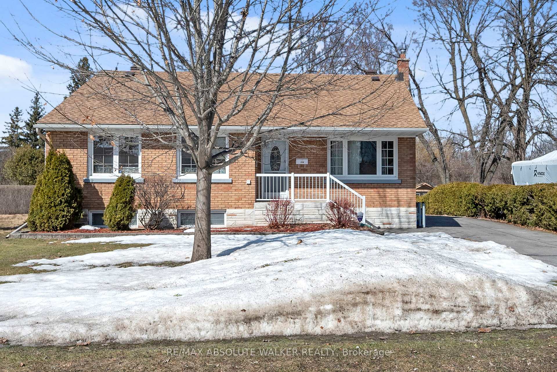 Photo 1 of 114 Crownhill Street, Ottawa, Cardinal Heights — HOMEH