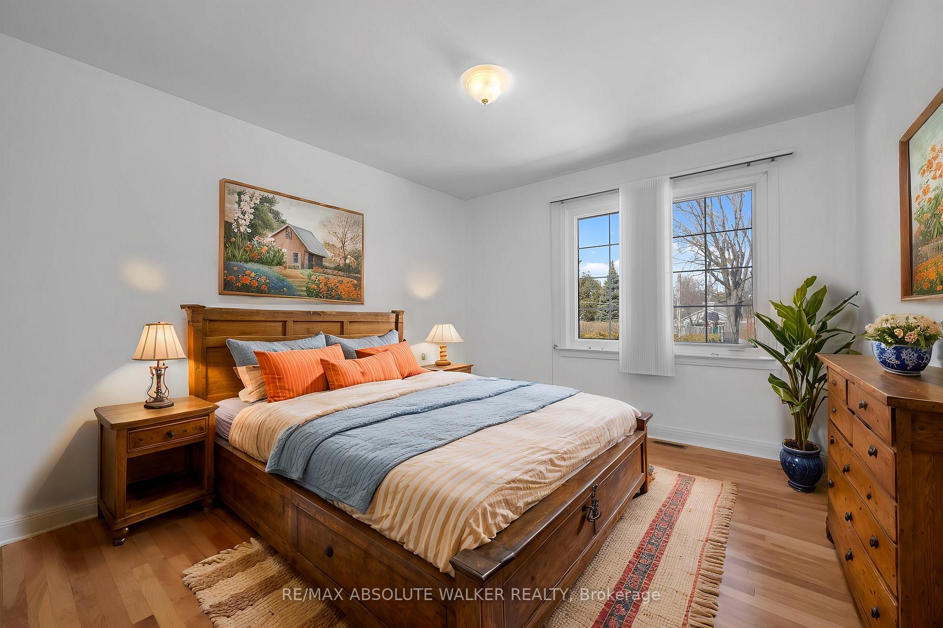Photo 21 of 114 Crownhill Street, Ottawa, Cardinal Heights — HOMEH