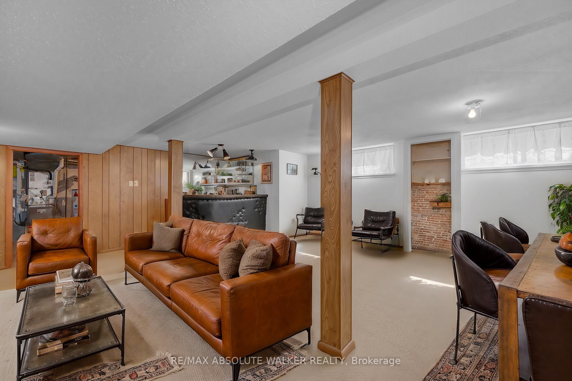 Photo 28 of 114 Crownhill Street, Ottawa, Cardinal Heights — HOMEH