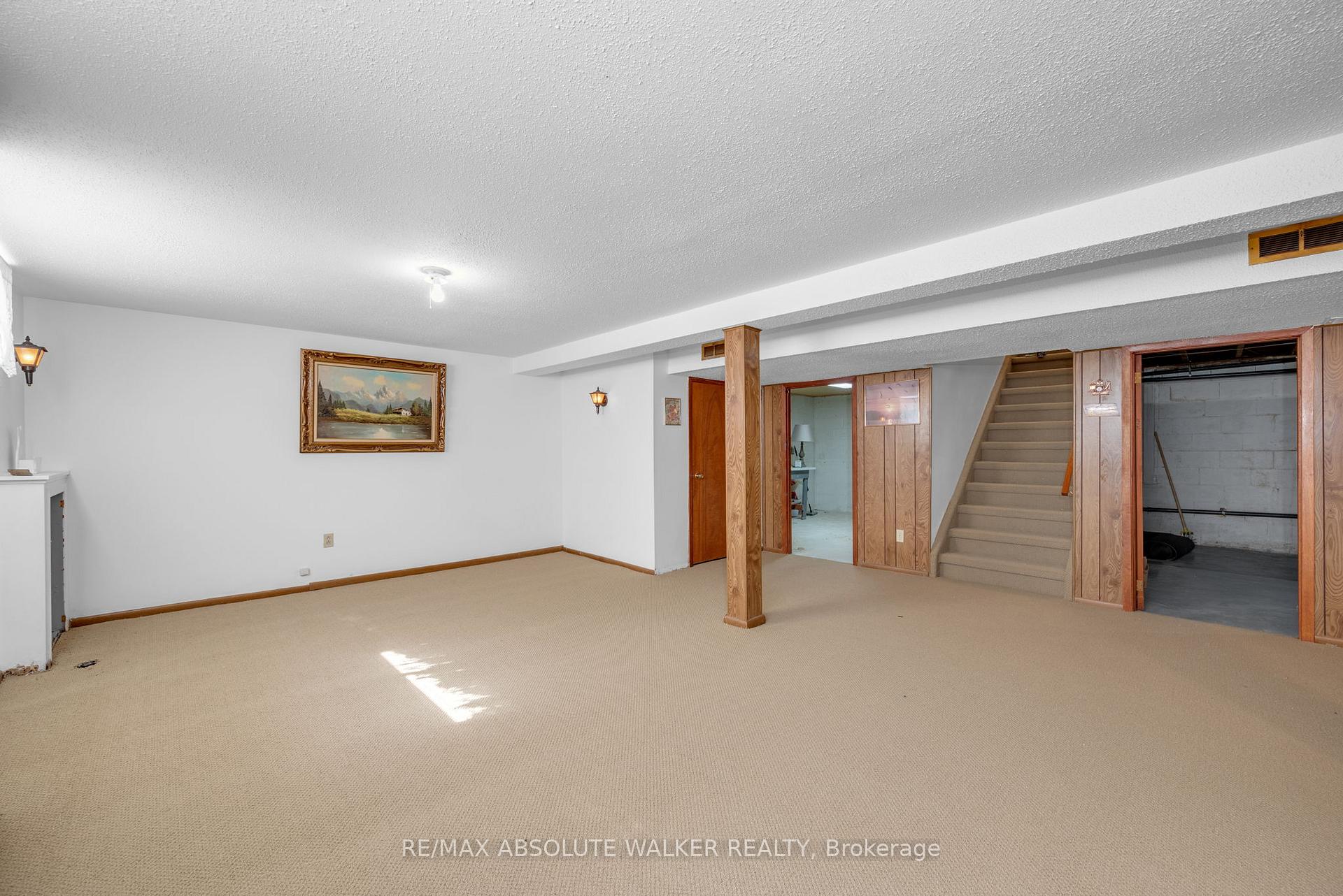 Photo 29 of 114 Crownhill Street, Ottawa, Cardinal Heights — HOMEH