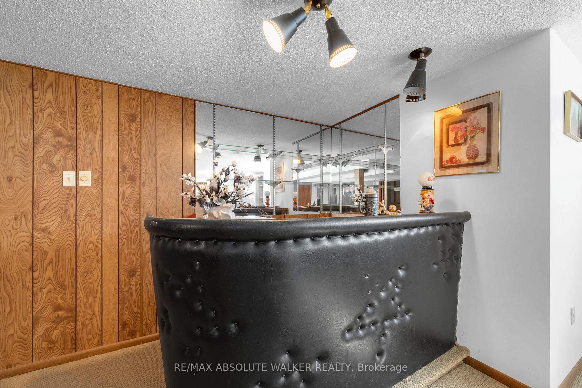 Photo 37 of 114 Crownhill Street, Ottawa, Cardinal Heights — HOMEH