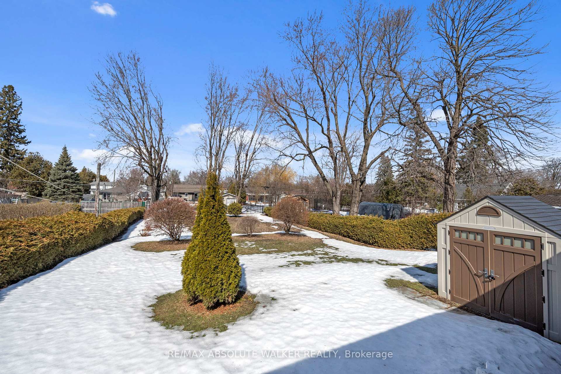 Photo 36 of 114 Crownhill Street, Ottawa, Cardinal Heights — HOMEH