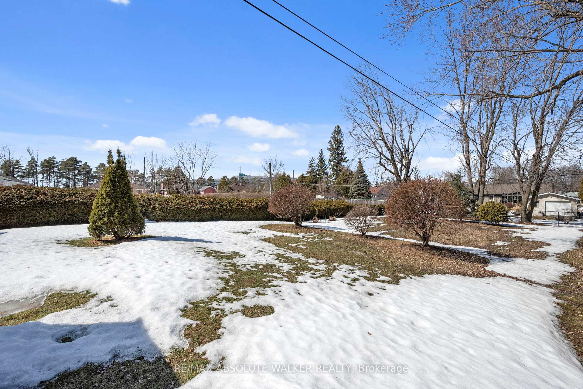 Photo 33 of 114 Crownhill Street, Ottawa, Cardinal Heights — HOMEH
