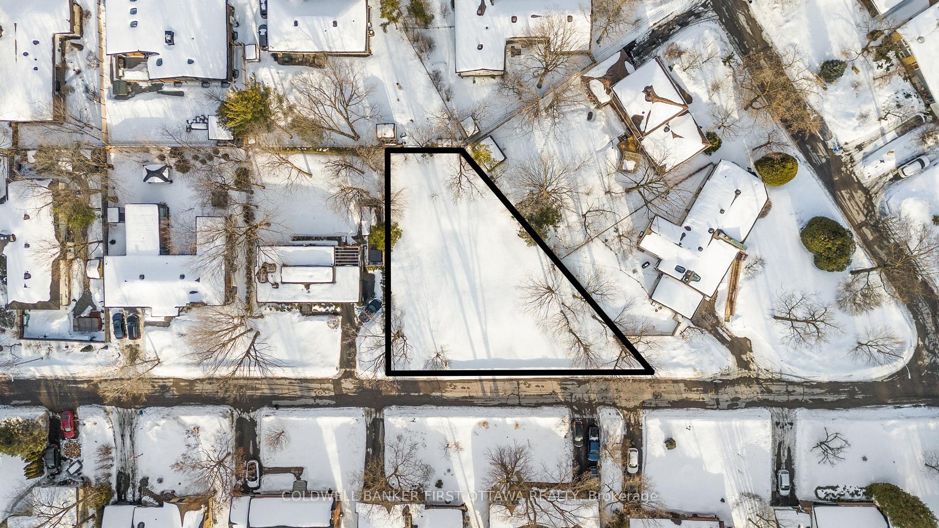 Photo 1 of 2055 Baffin Avenue, Ottawa, Alta Vista/Faircrest Heights — HOMEH