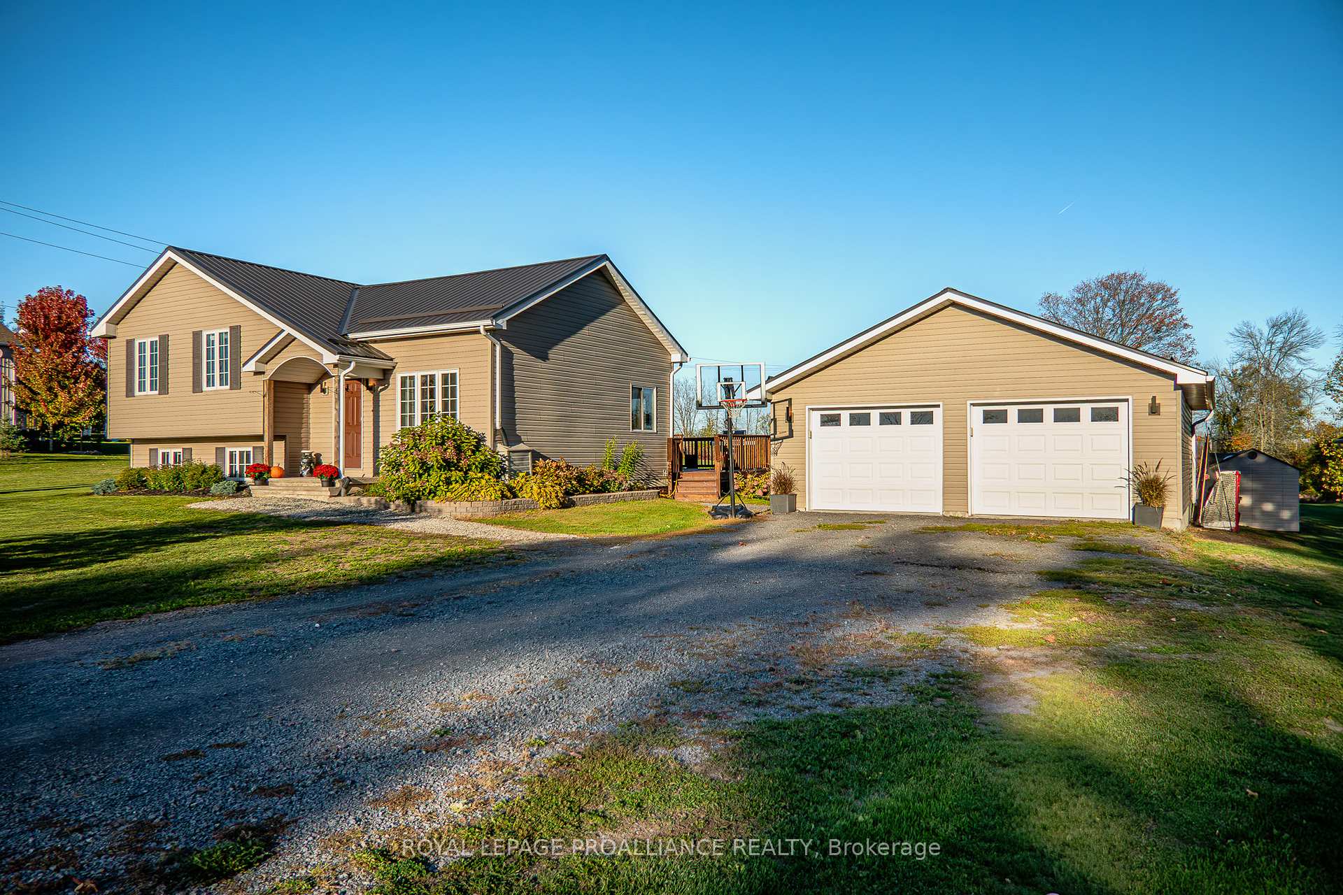 Photo 5 of 236 Roslin Road, Tweed, Hungerford (Twp) — HOMEH