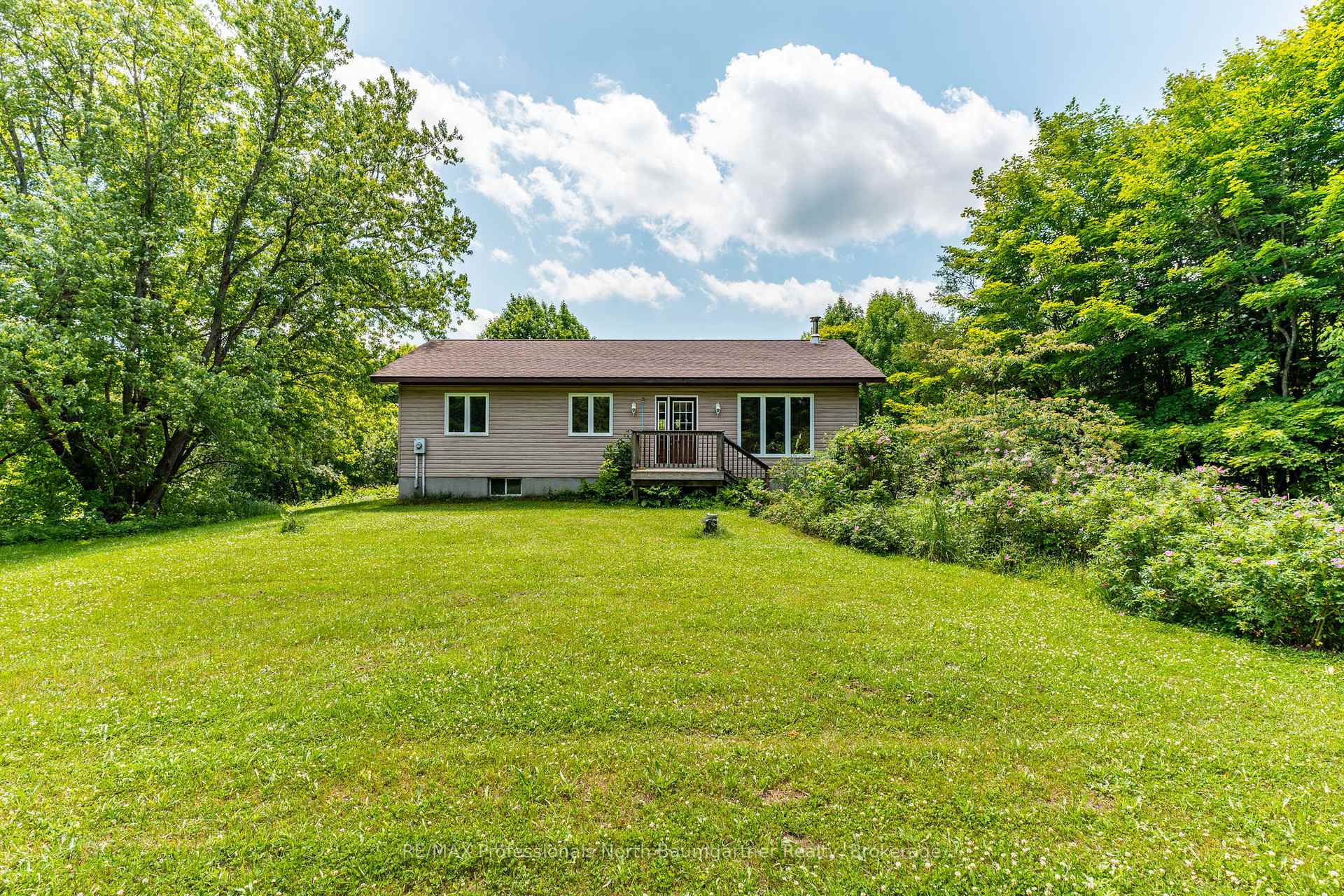 Photo 27 of 1144 Boshkung Lake Road, Algonquin Highlands, Stanhope — HOMEH
