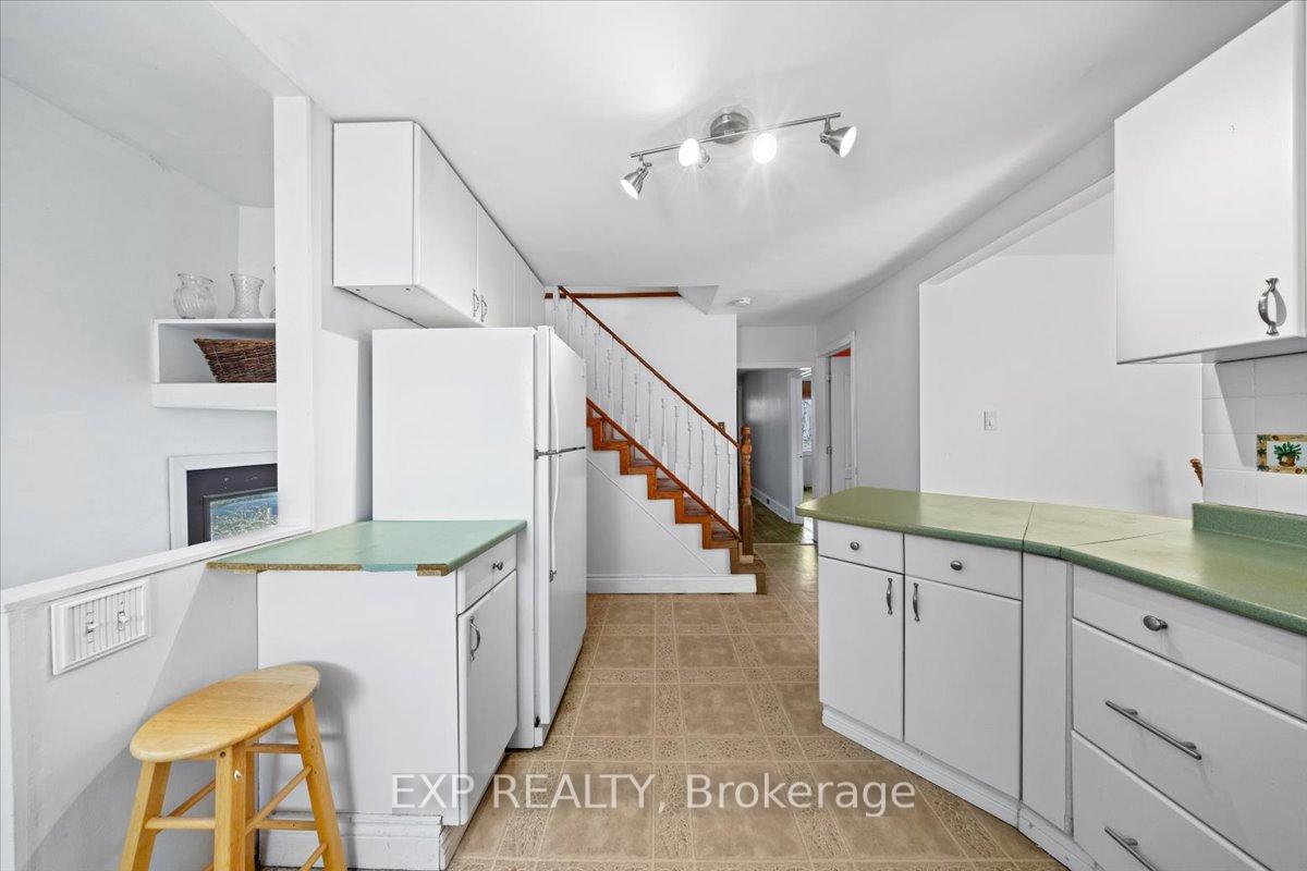 Photo 10 of 146 Laval Street, Ottawa, Vanier — HOMEH