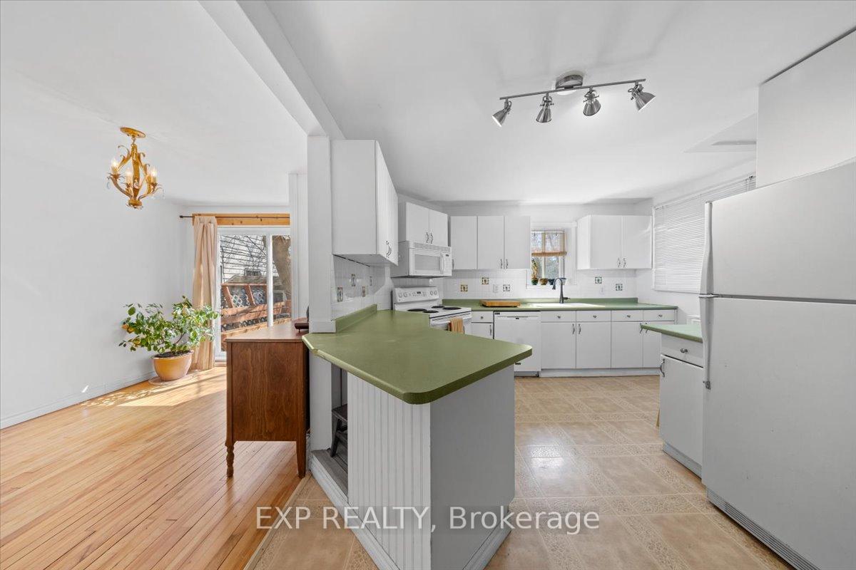 Photo 11 of 146 Laval Street, Ottawa, Vanier — HOMEH